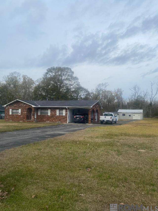 Greenwell Springs, LA 70739,16035 Alford Dr