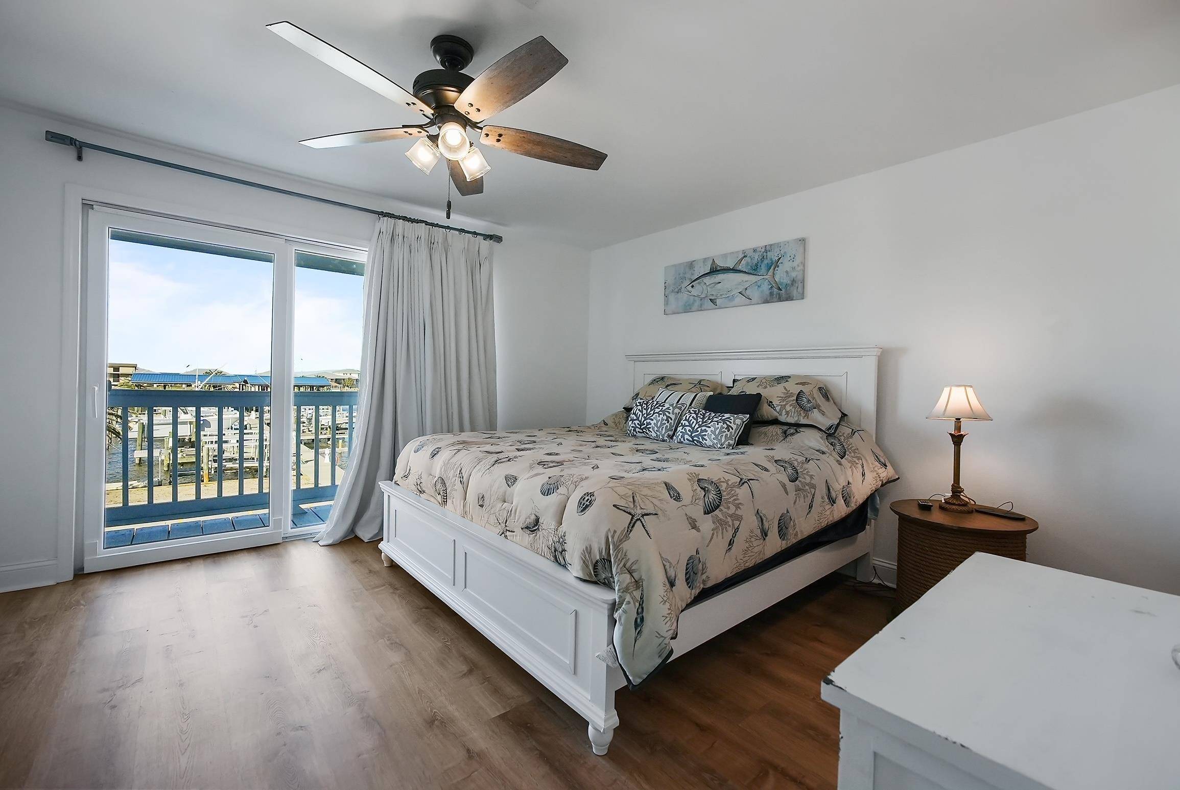 Grand Isle, LA 70358,411 Admiral Craik Dr ##20