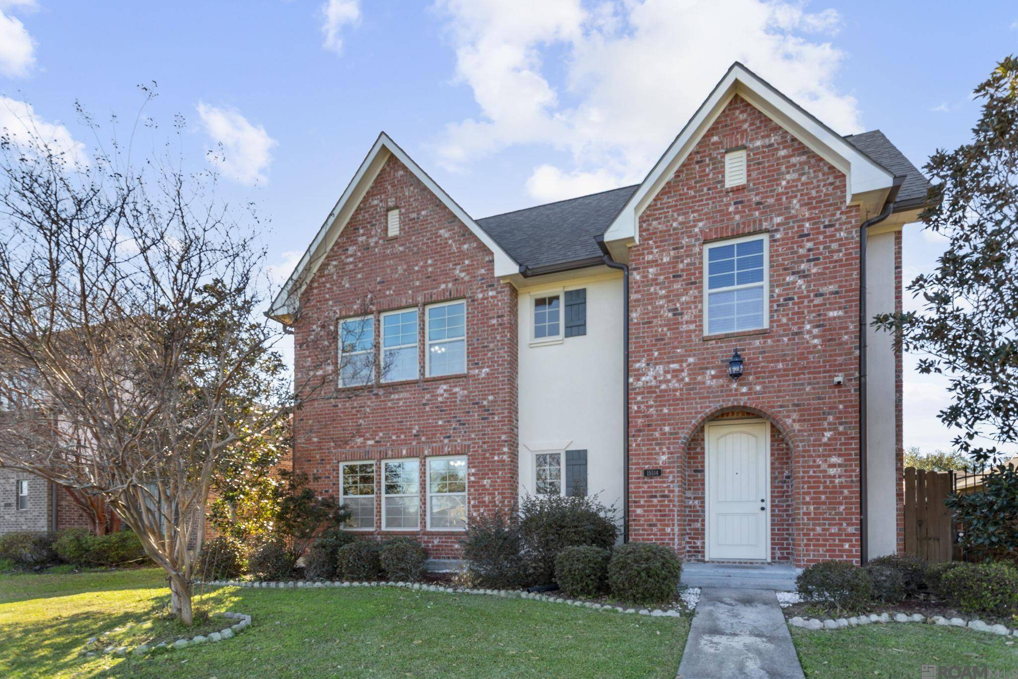 Baton Rouge, LA 70817,15514 Green Trails Blvd