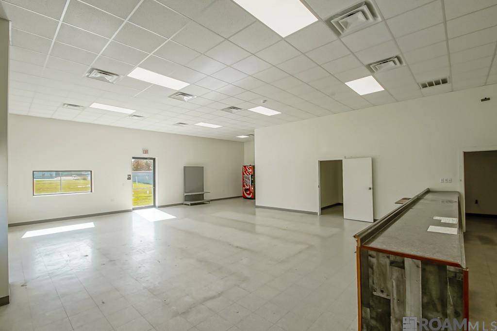 Denham Springs, LA 70726,7845 Florida Blvd