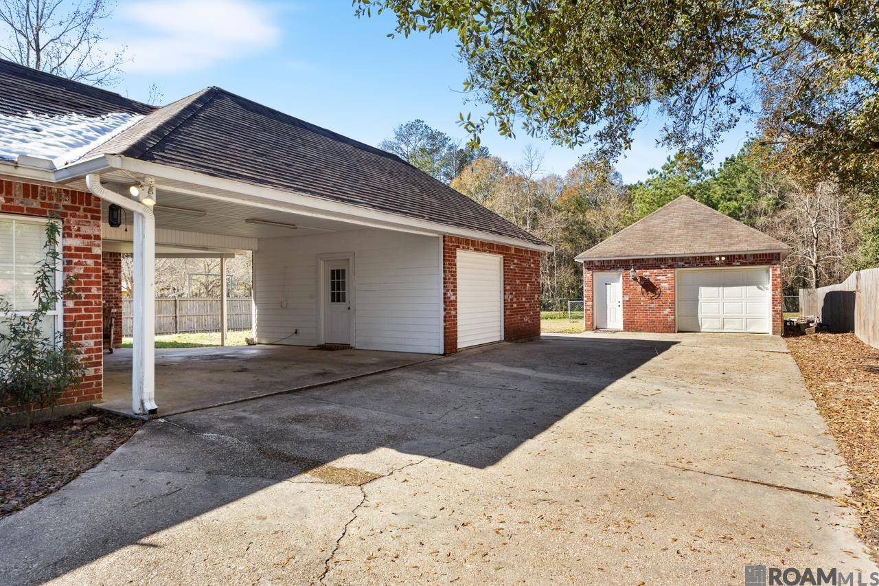 Walker, LA 70785,13186 David Lee Dr