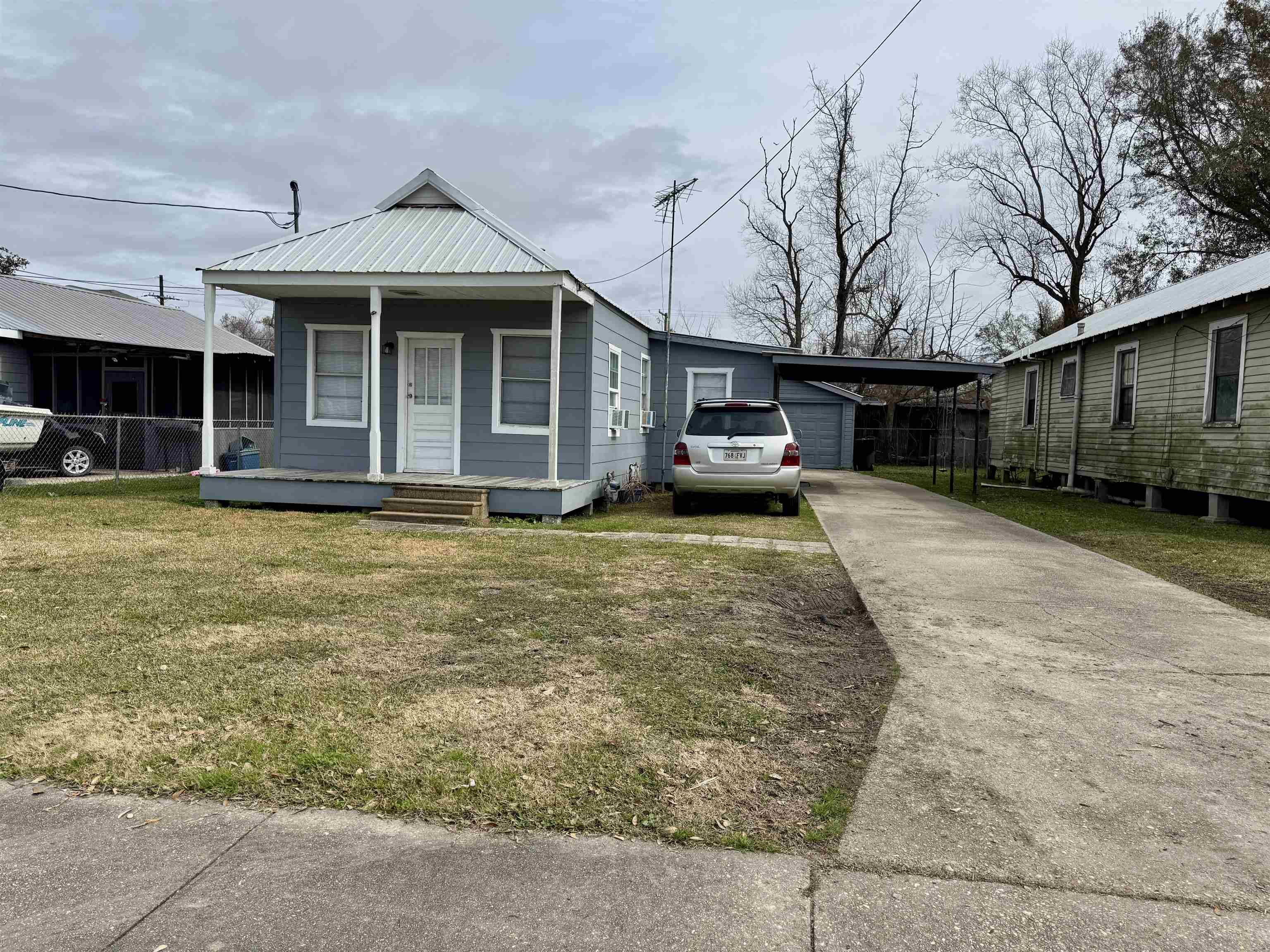Houma, LA 70364,180 New Orleans Boulevard