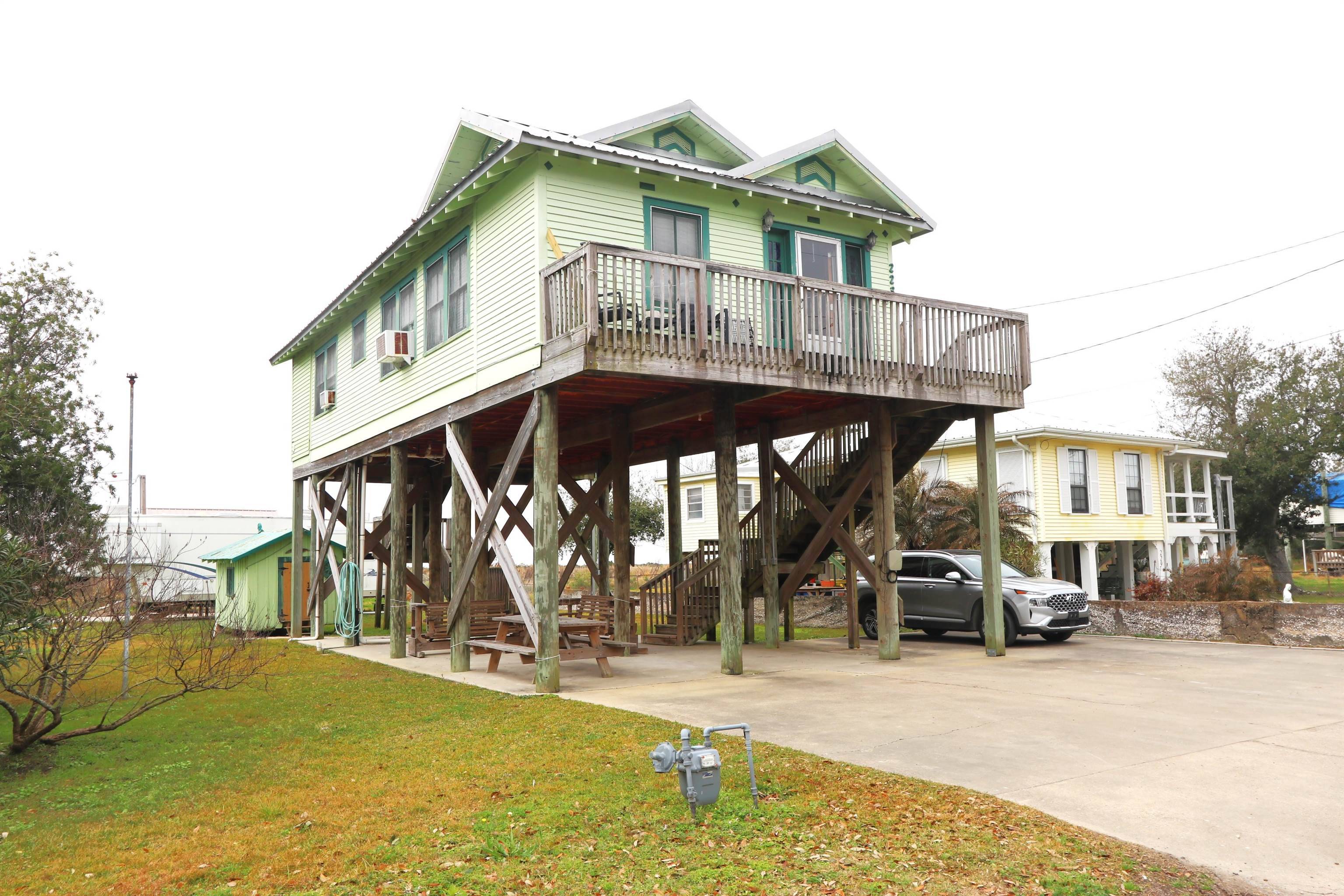 Grand Isle, LA 70358,223 Santiny Lane