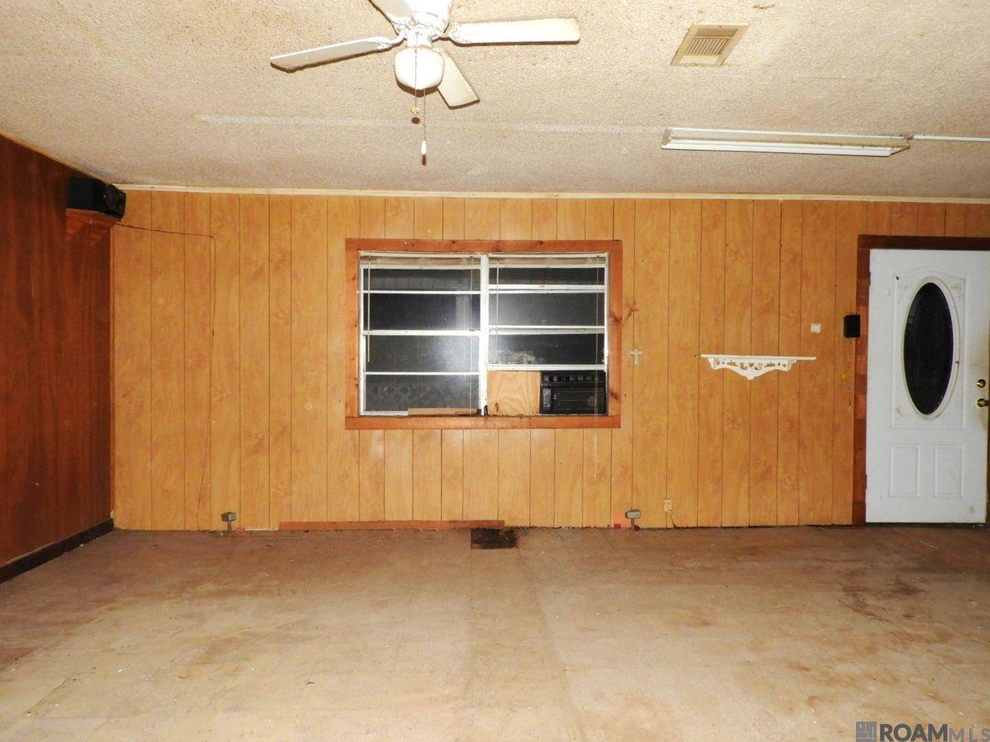 Plaquemine, LA 70764,62245 Bayou Rd