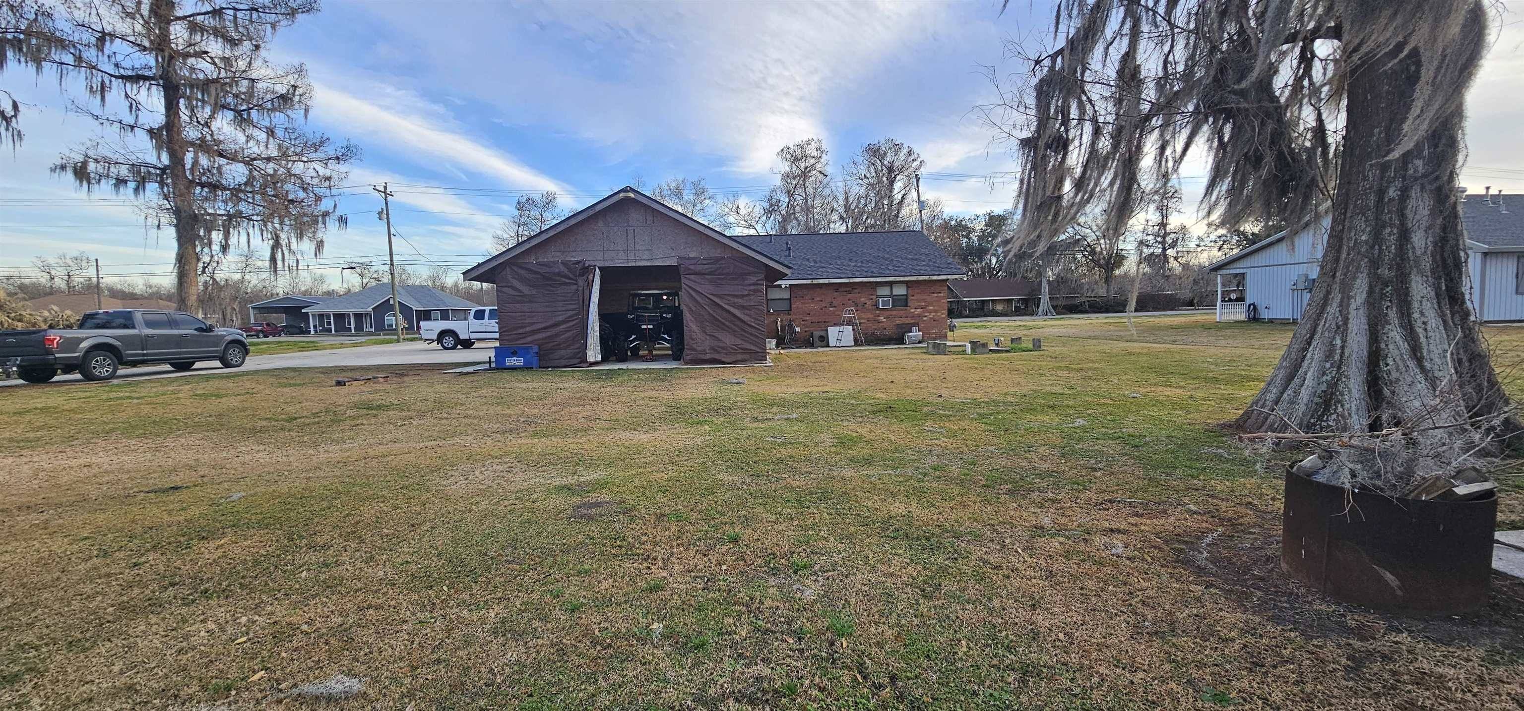 Houma, LA 70364,408 Bayou Gardens Drive