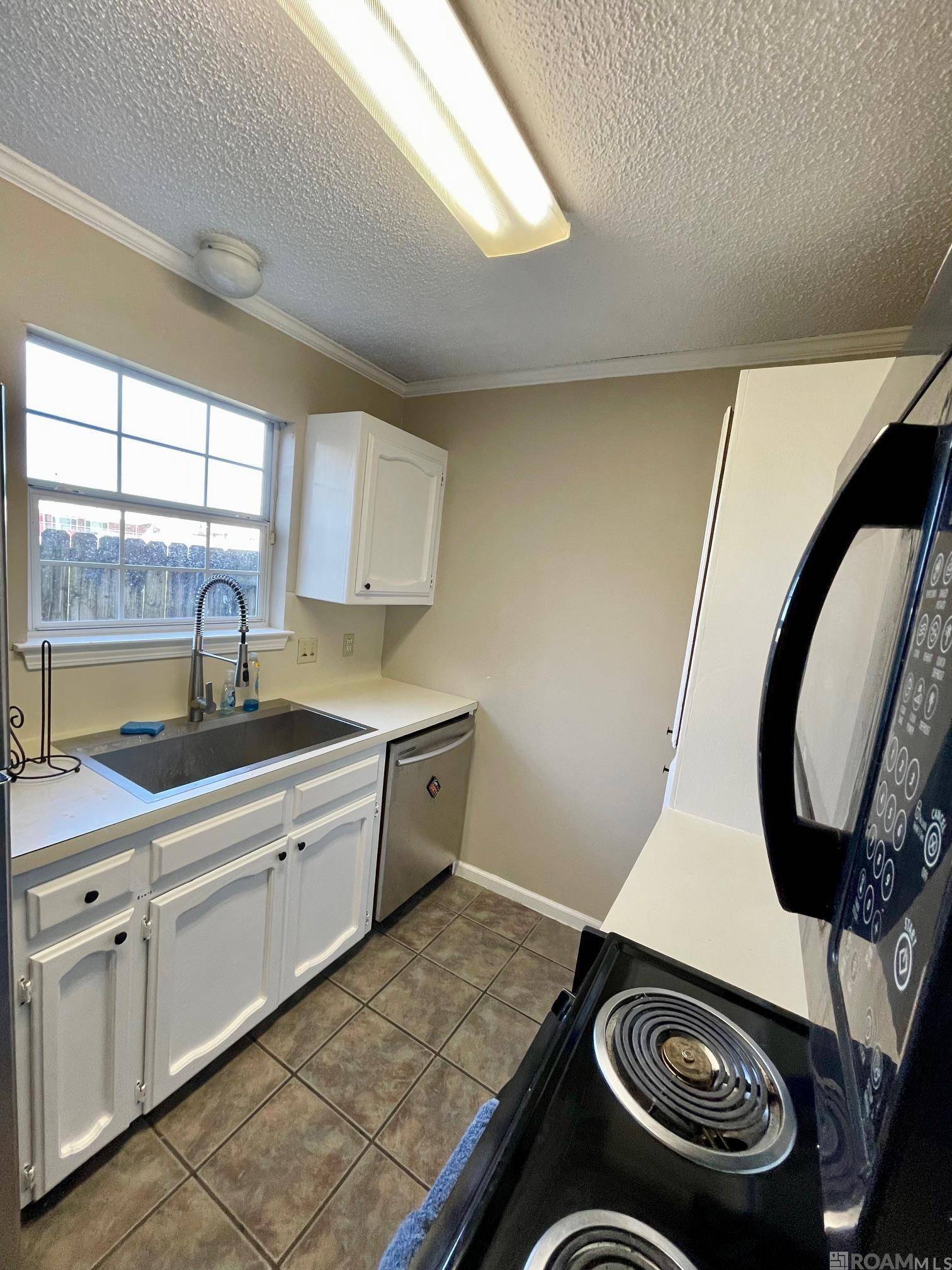 Saint George, LA 70809,10064 Jefferson Hwy ##D