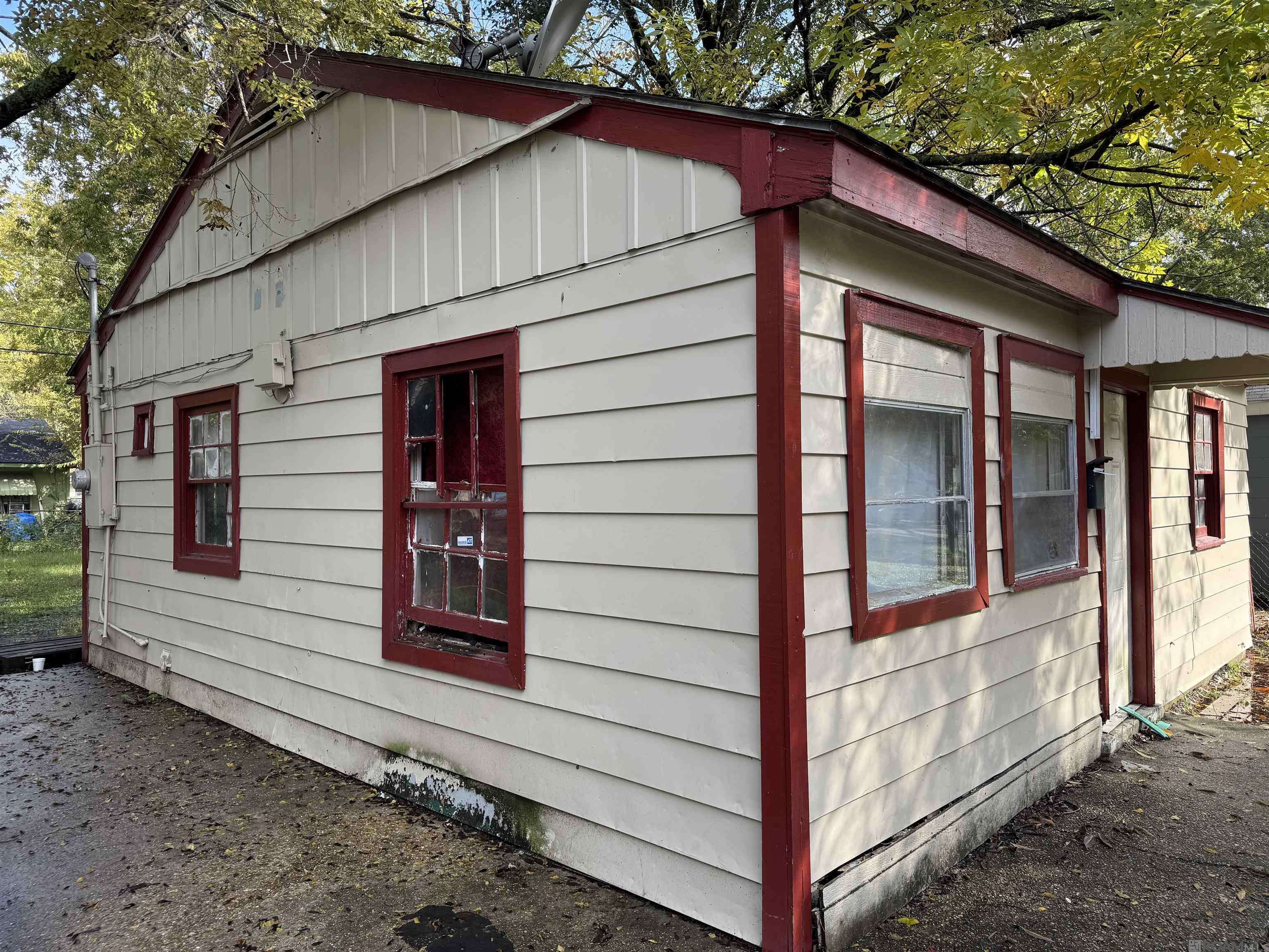 Baton Rouge, LA 70805,5176 Enterprise St