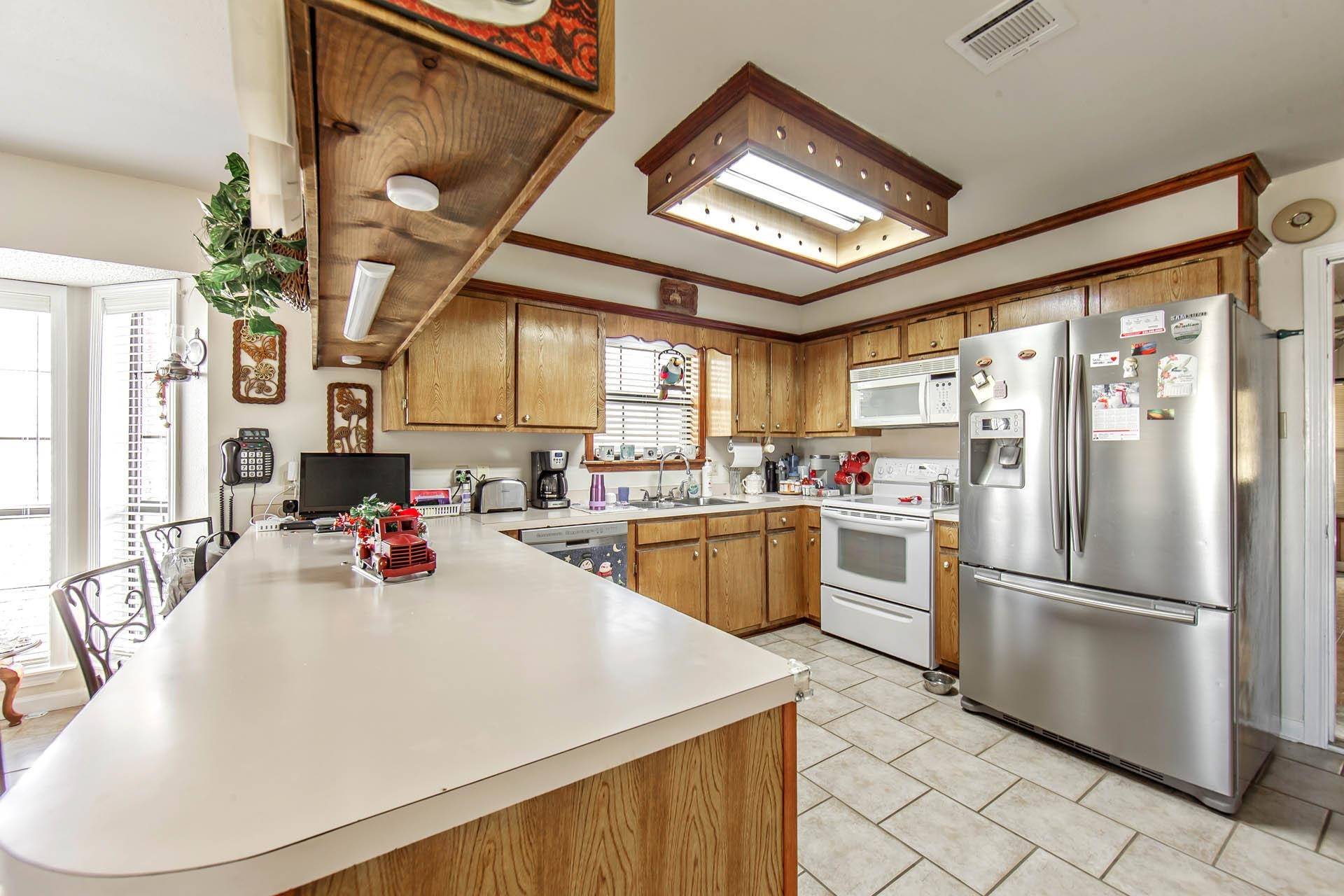 Bourg, LA 70343,4124 Country Dr