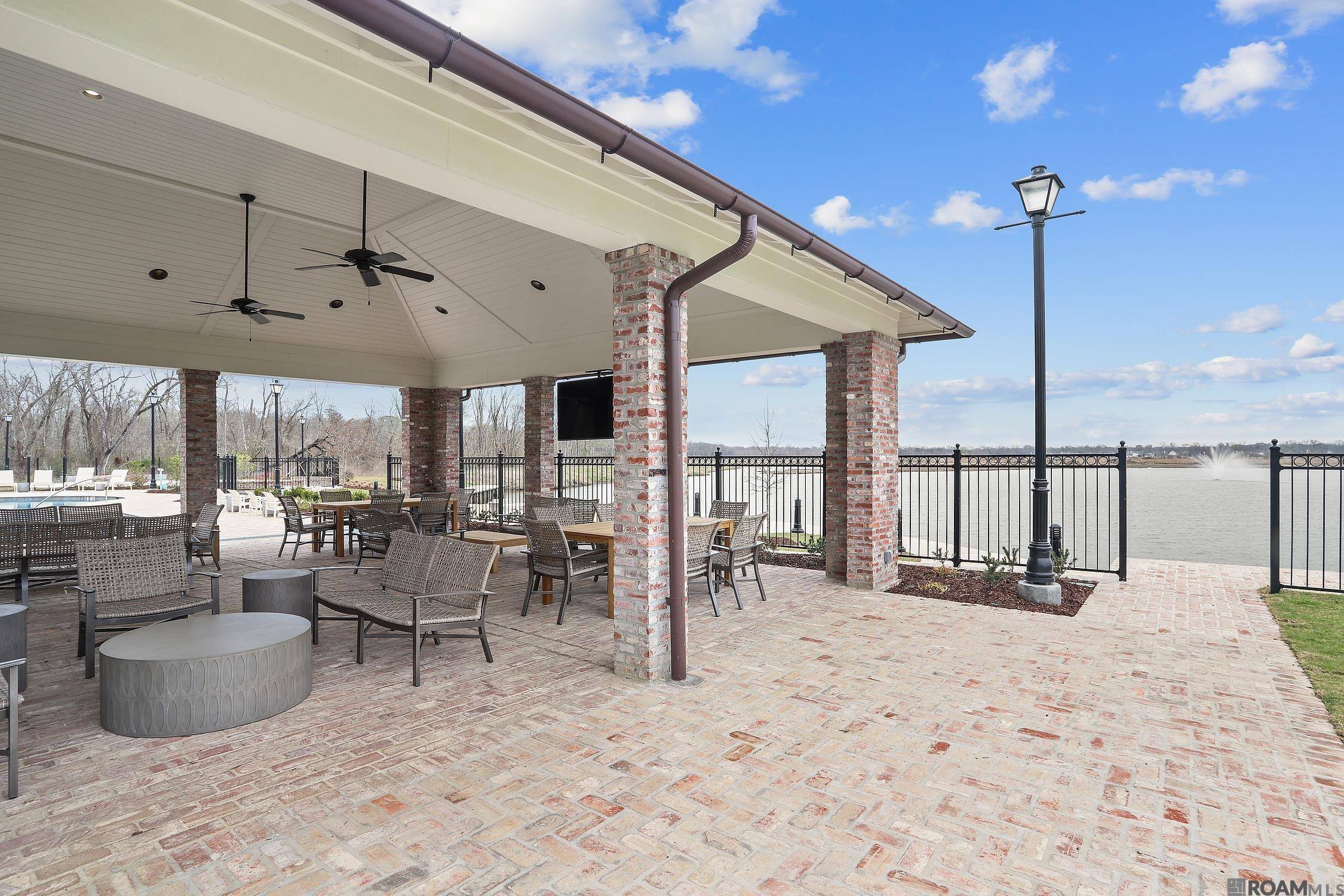 Baton Rouge, LA 70810,13717 Wild Canary Dr