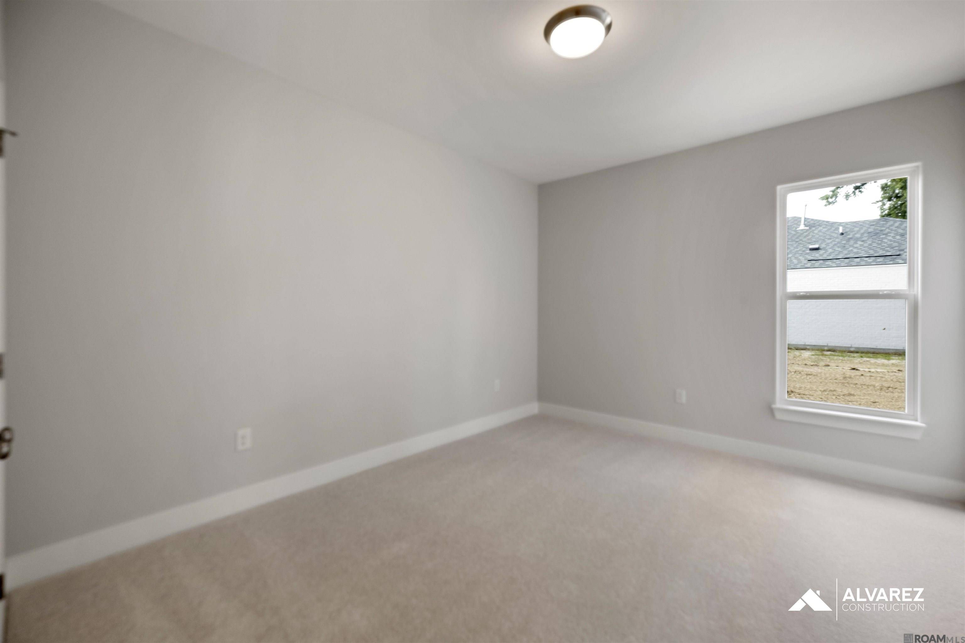 Baton Rouge, LA 70808,7619 Silverside Cove Dr