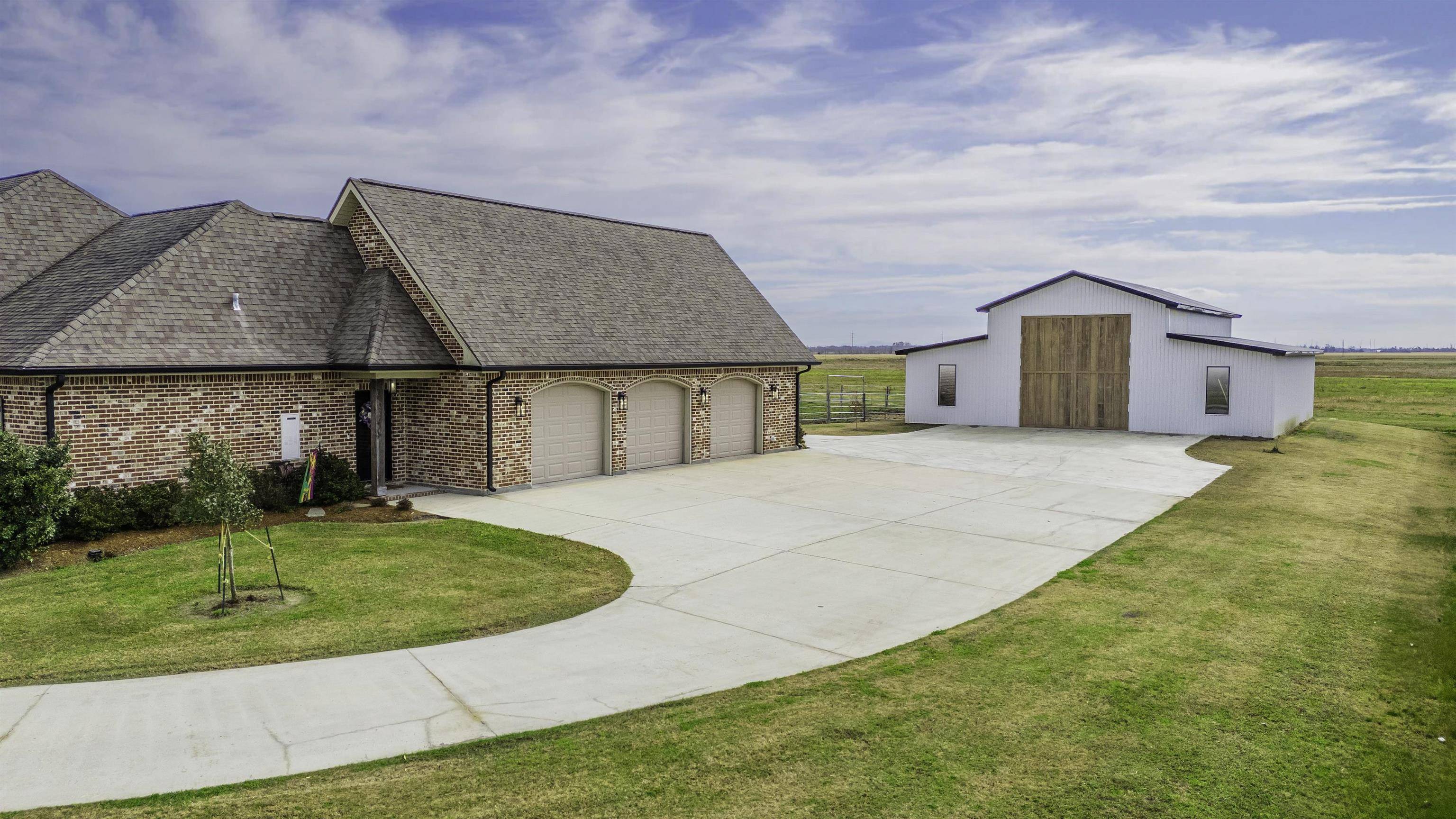 Mathews, LA 70375,284 Highway 654