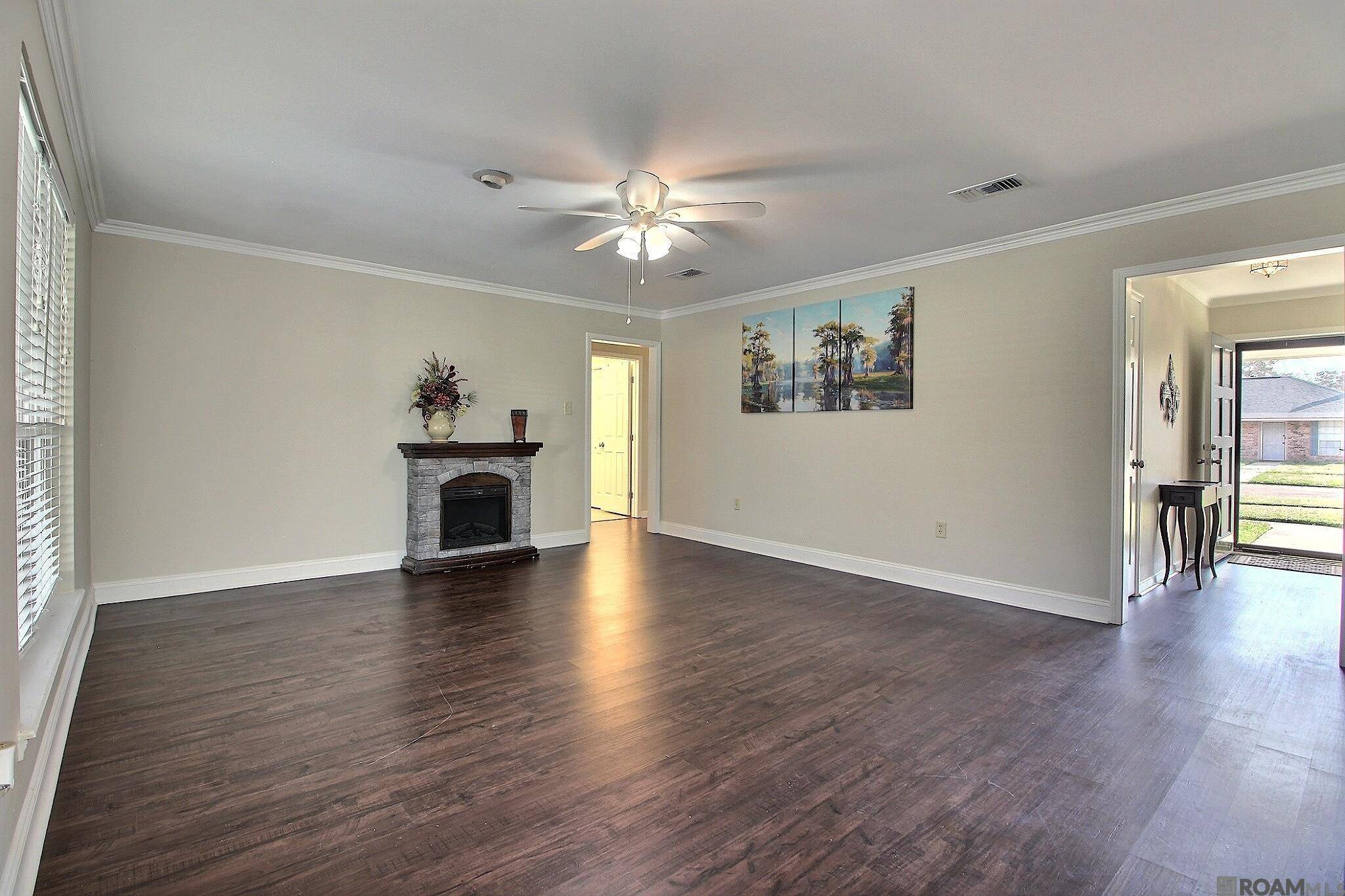 Central, LA 70818,13623 Red River Ave