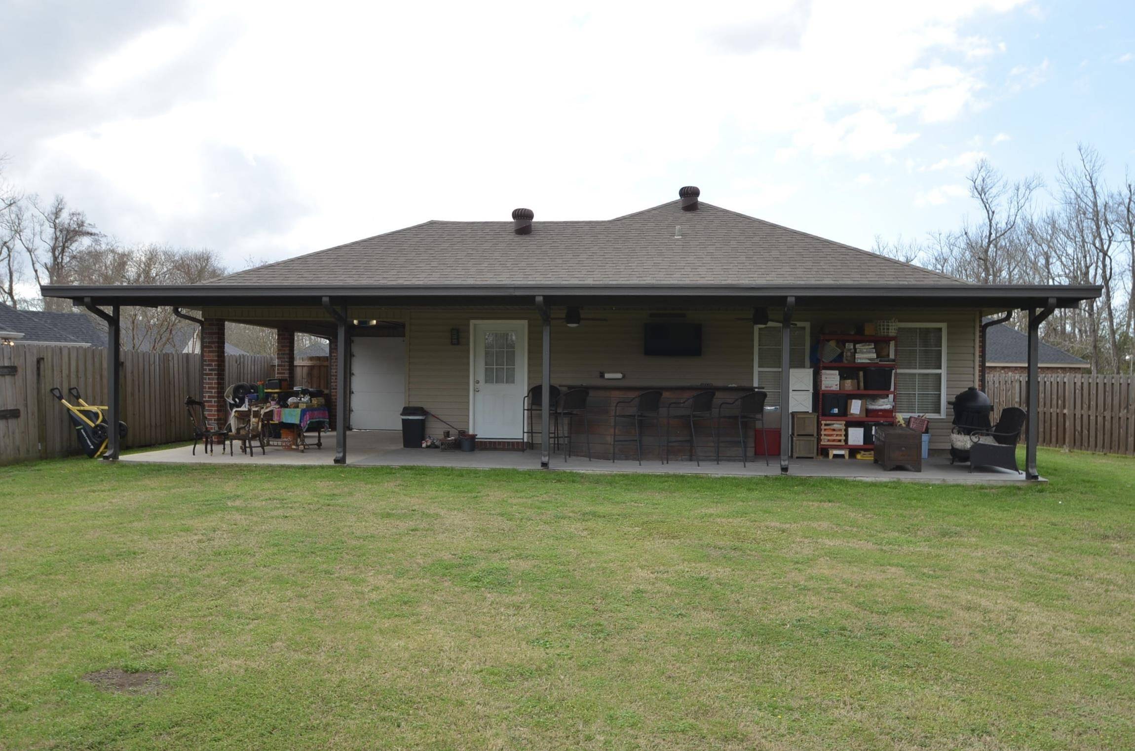 Houma, LA 70364,445 T Leigh Drive