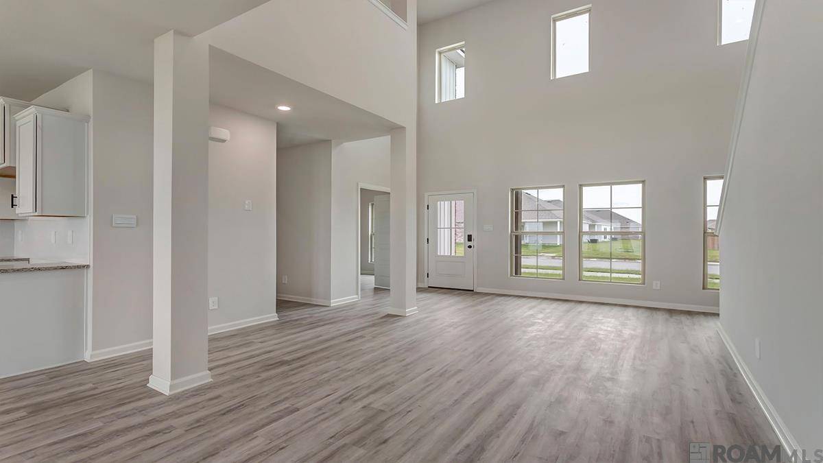 Central, LA 70818,12893 Legacy Oaks Avenue