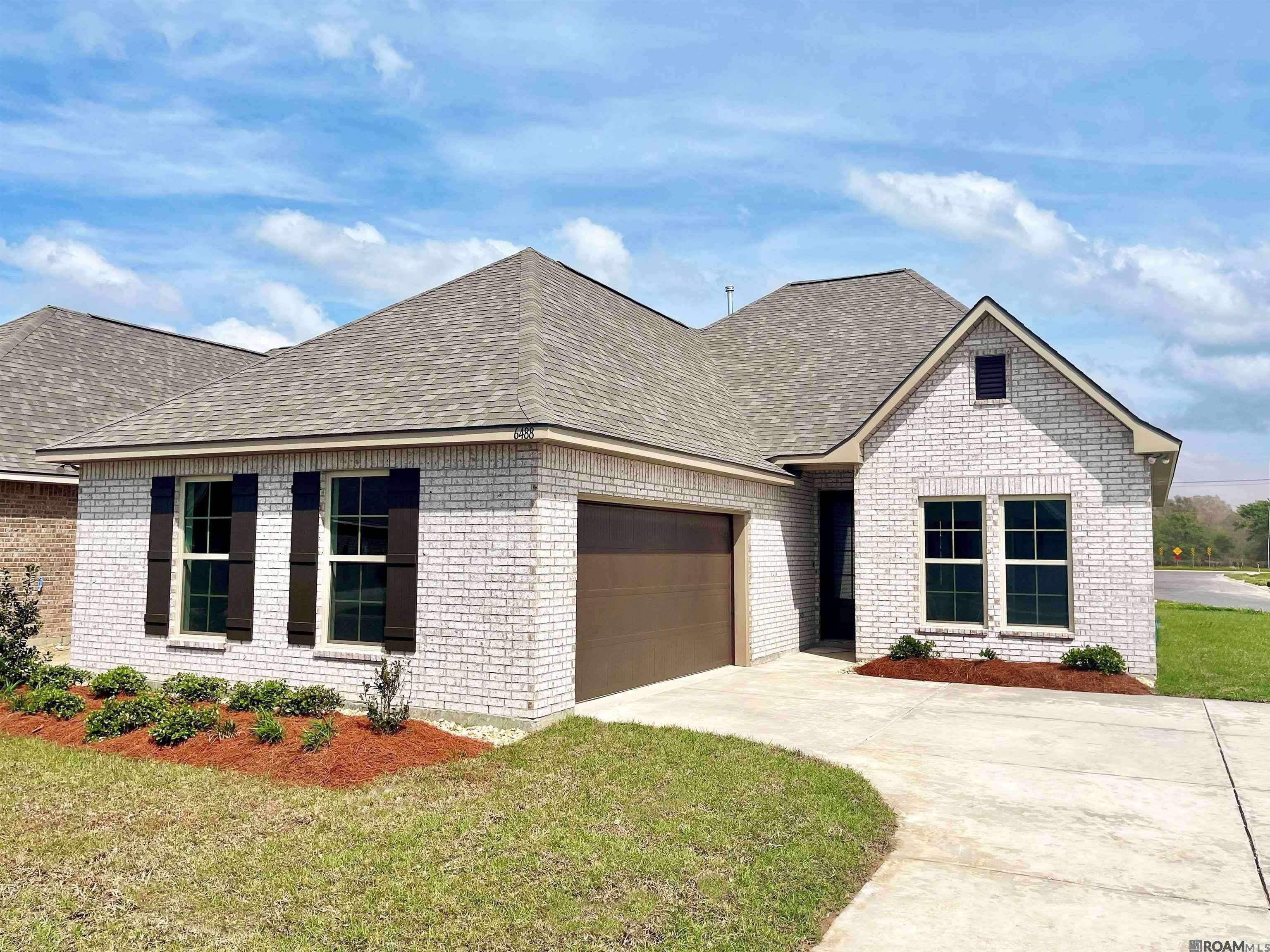 Gonzales, LA 70737,6488 Nesting Dr