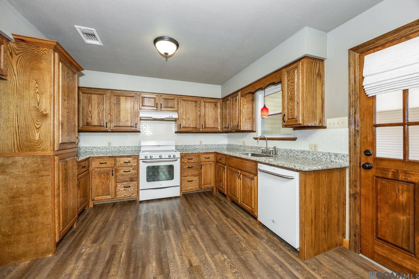 Baton Rouge, LA 70818,10240 S Ida Ave