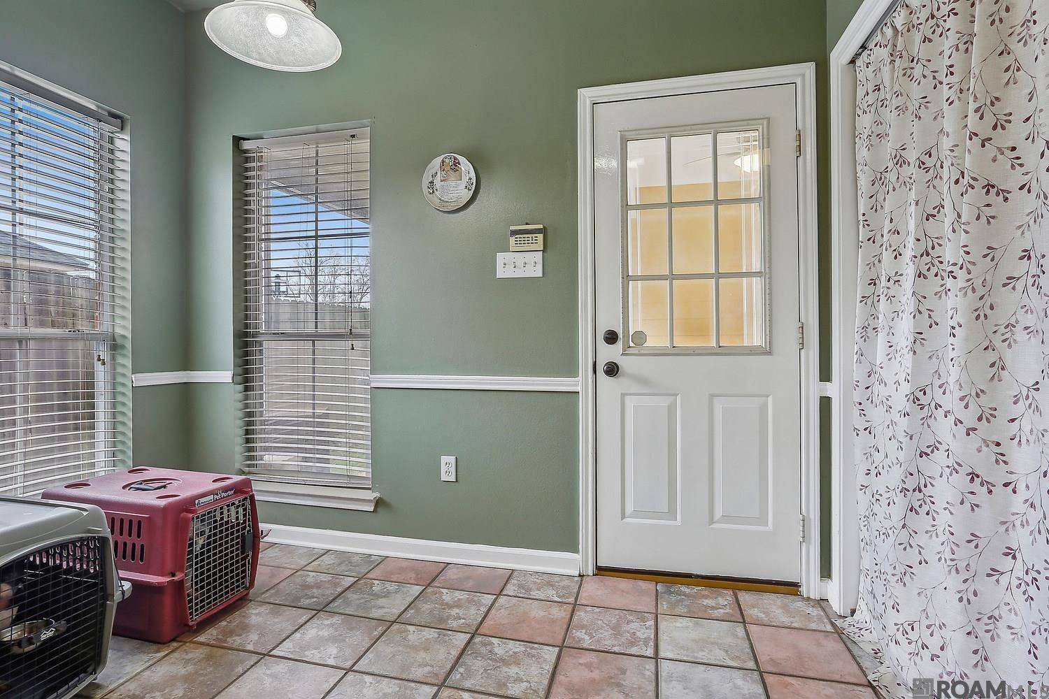 Gonzales, LA 70737,14377 Whispering Oaks Dr