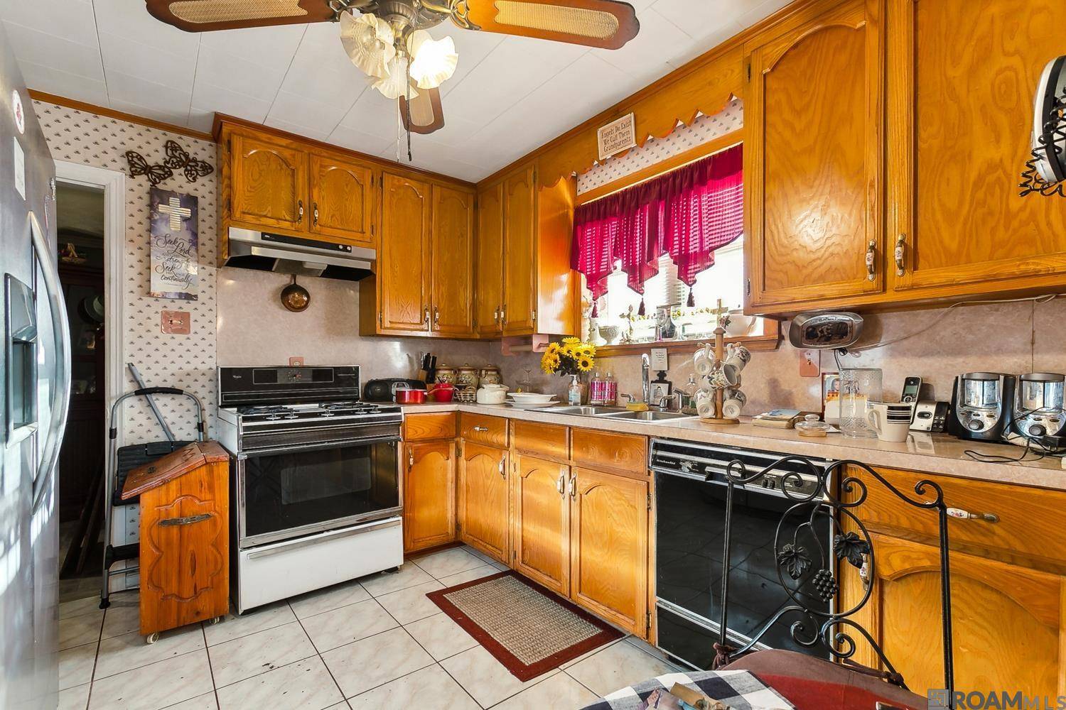 Laplace, LA 70068,221 Magnolia Ave