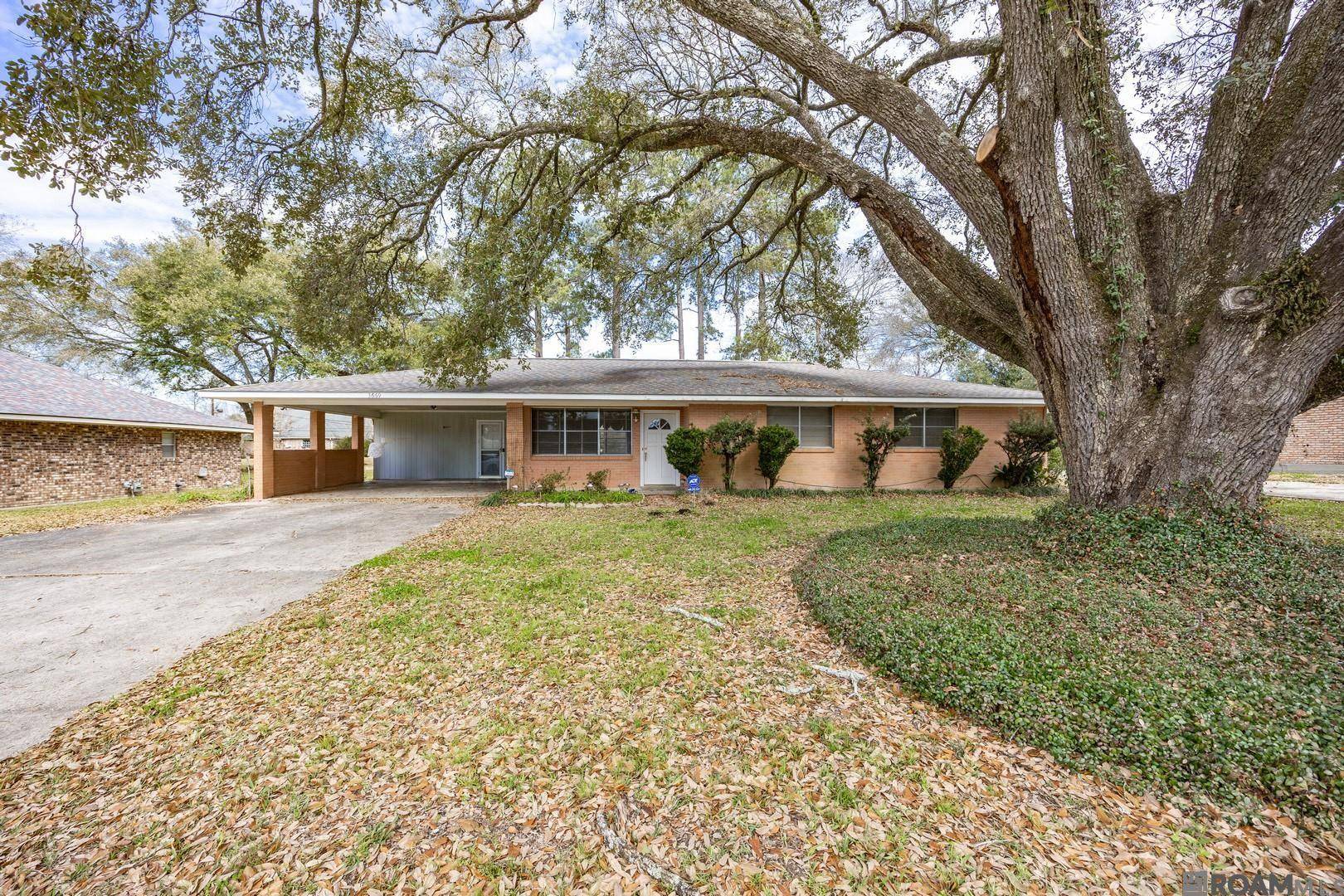 Zachary, LA 70791,3669 Oak Hills St