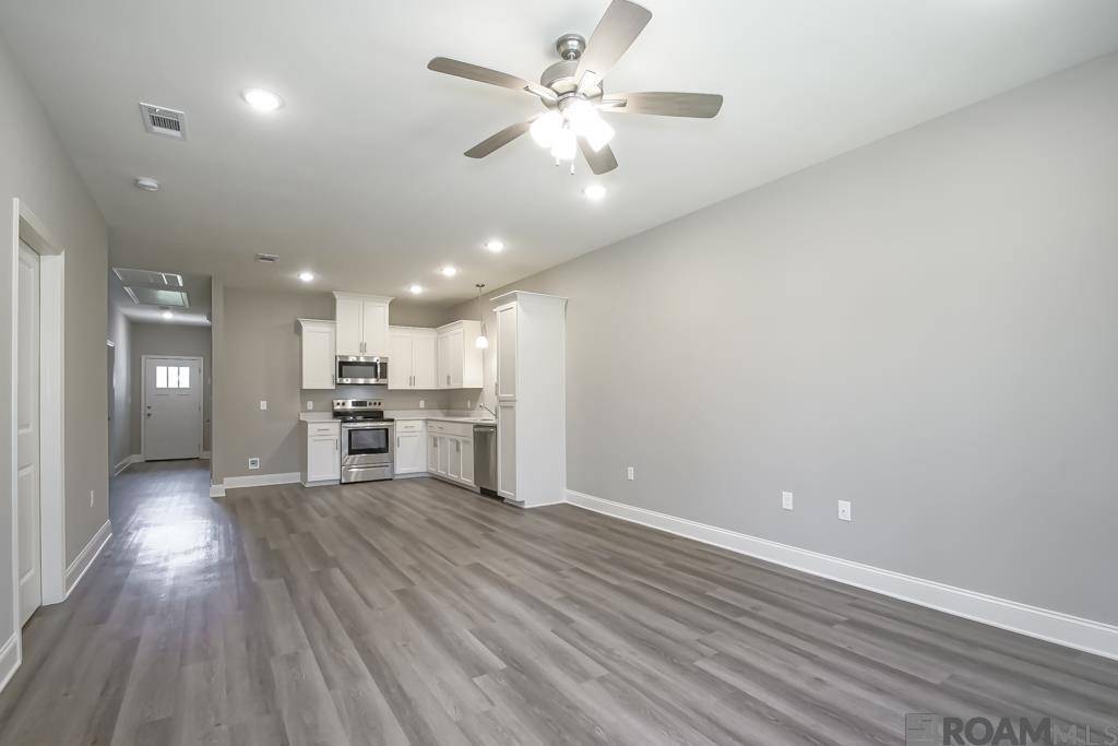 Livingston, LA 70754,19905 Grantham Rd ##B
