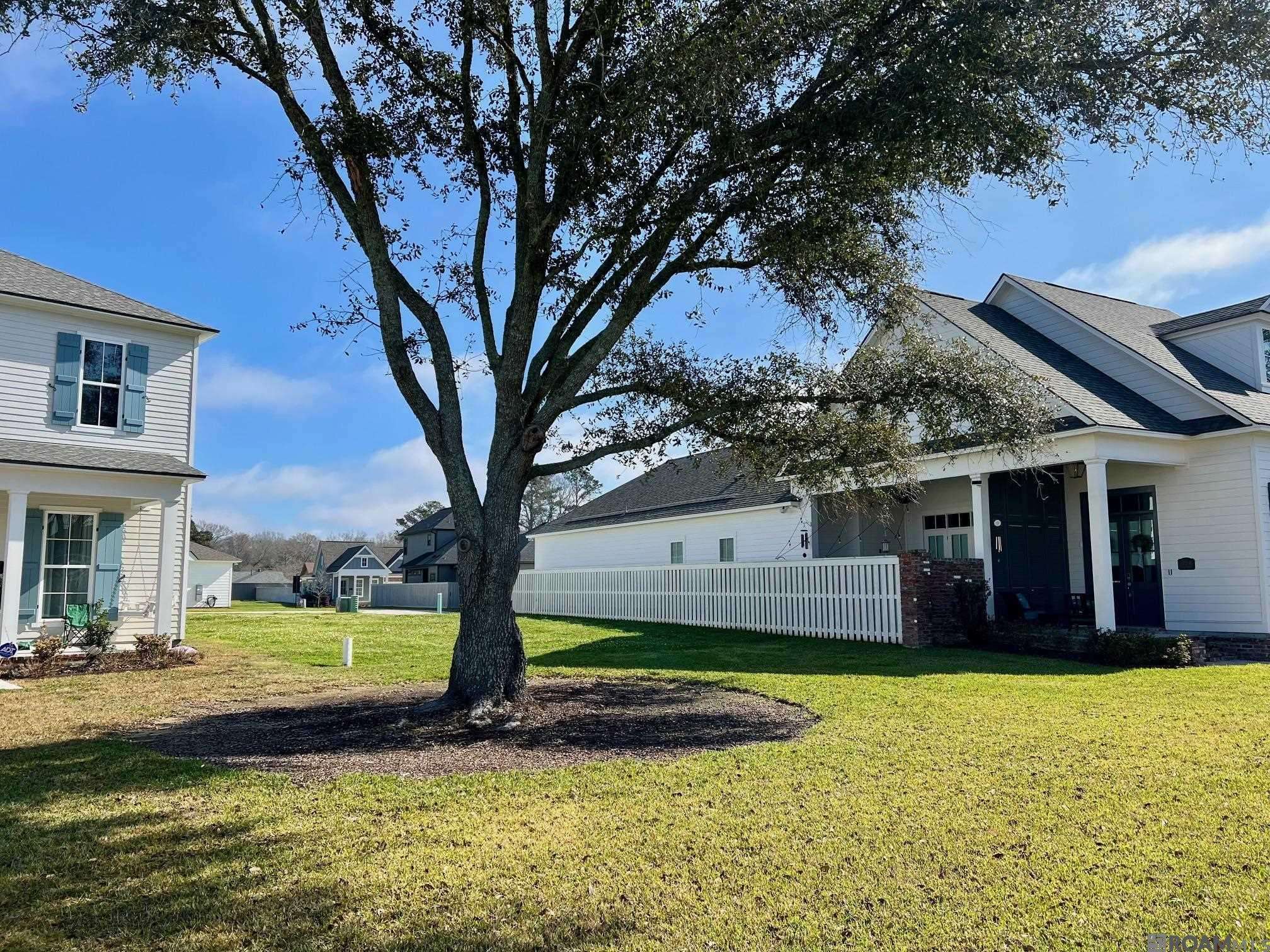 Saint George, LA 70817,14204 Lovell Ct