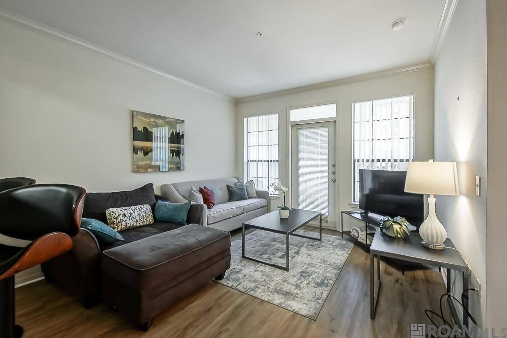 Baton Rouge, LA 70809,6765 Corporate Blvd ##10206