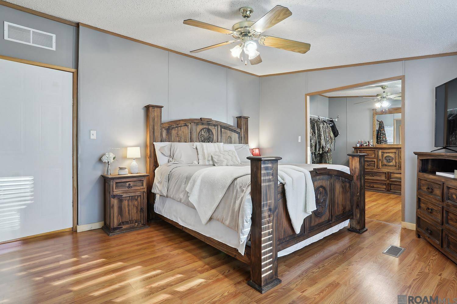 St Francisville, LA 70775,6832 Jones - Connell Rd