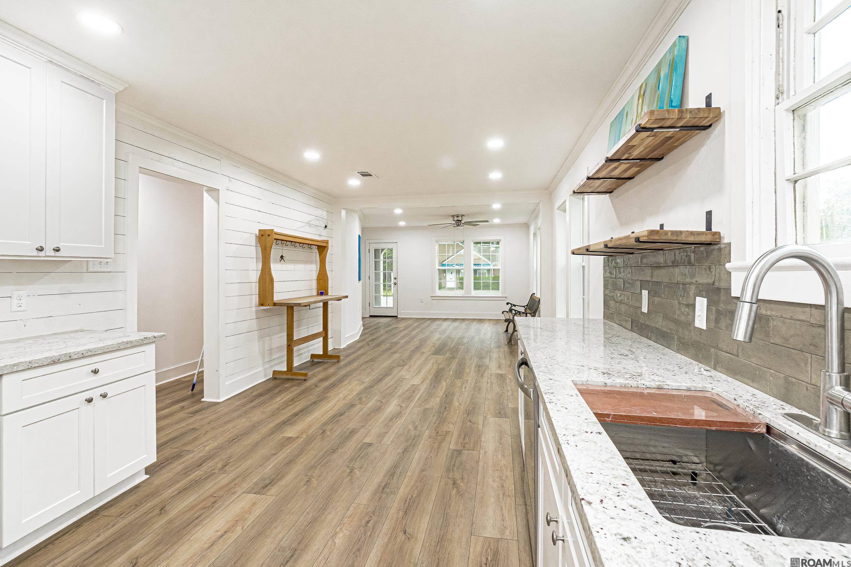 Baton Rouge, LA 70806,4249 Convention