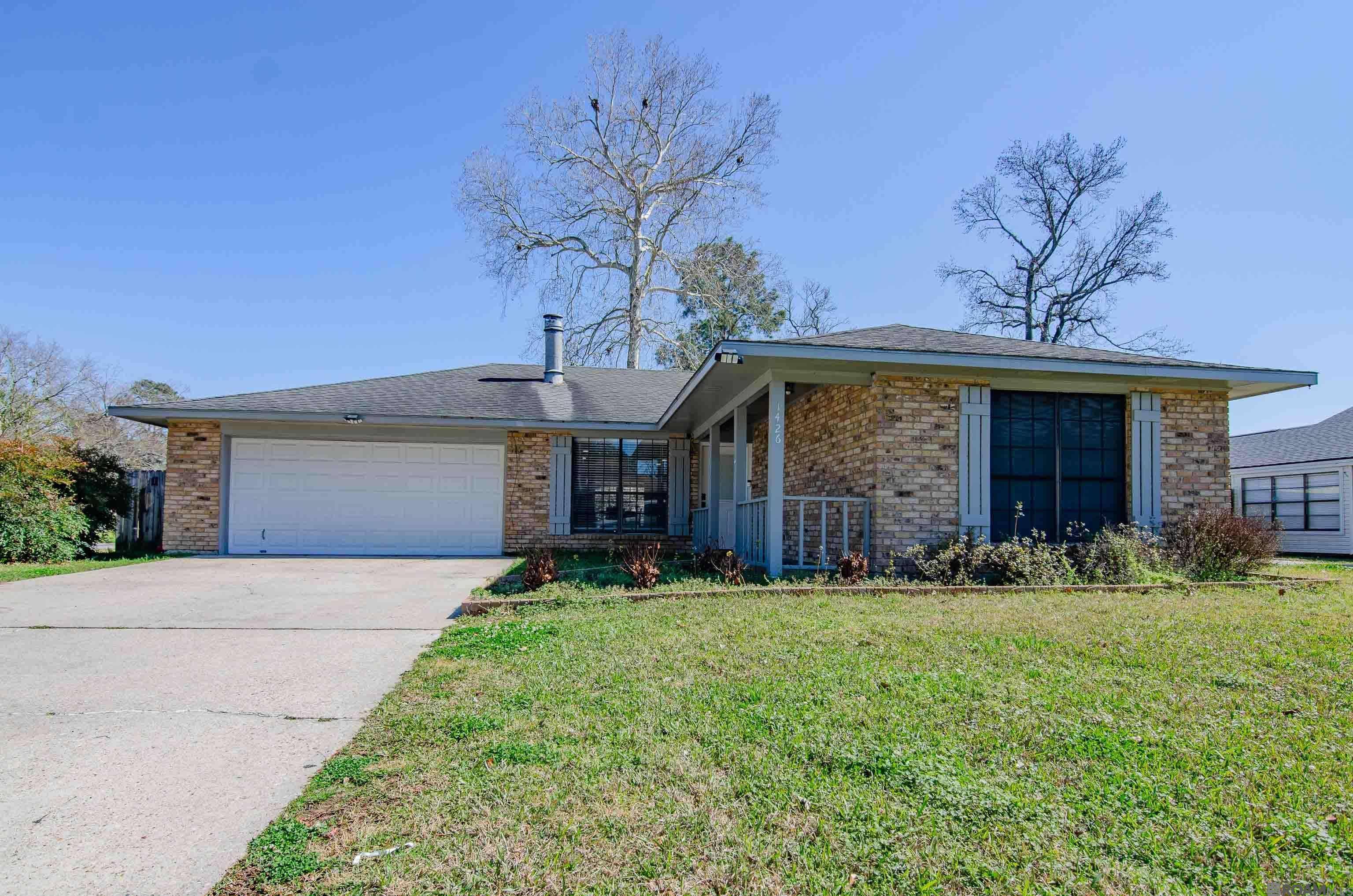 Saint George, LA 70810,1426 Tanglebriar Dr