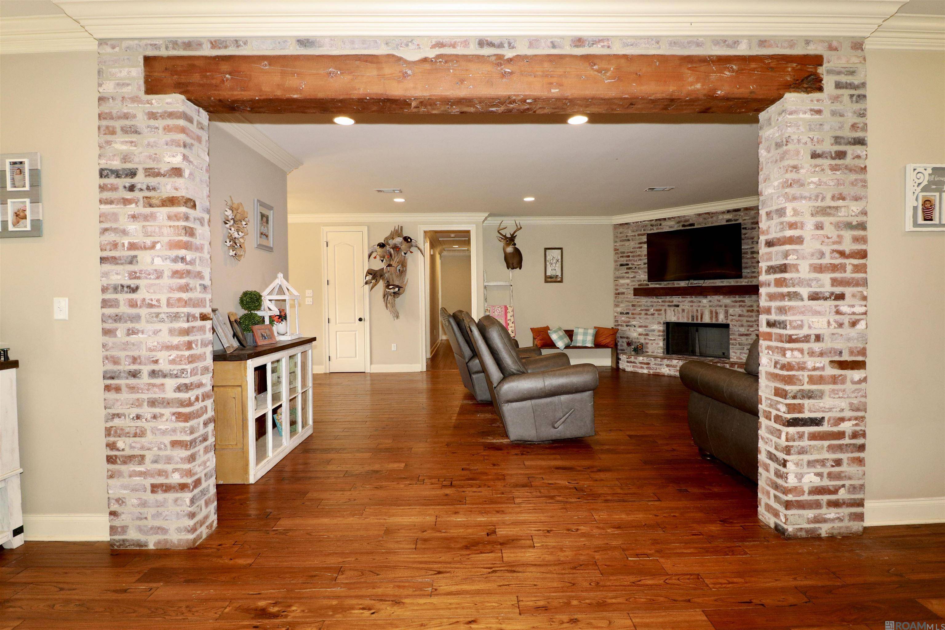 St Francisville, LA 70775,11420 Hwy 61