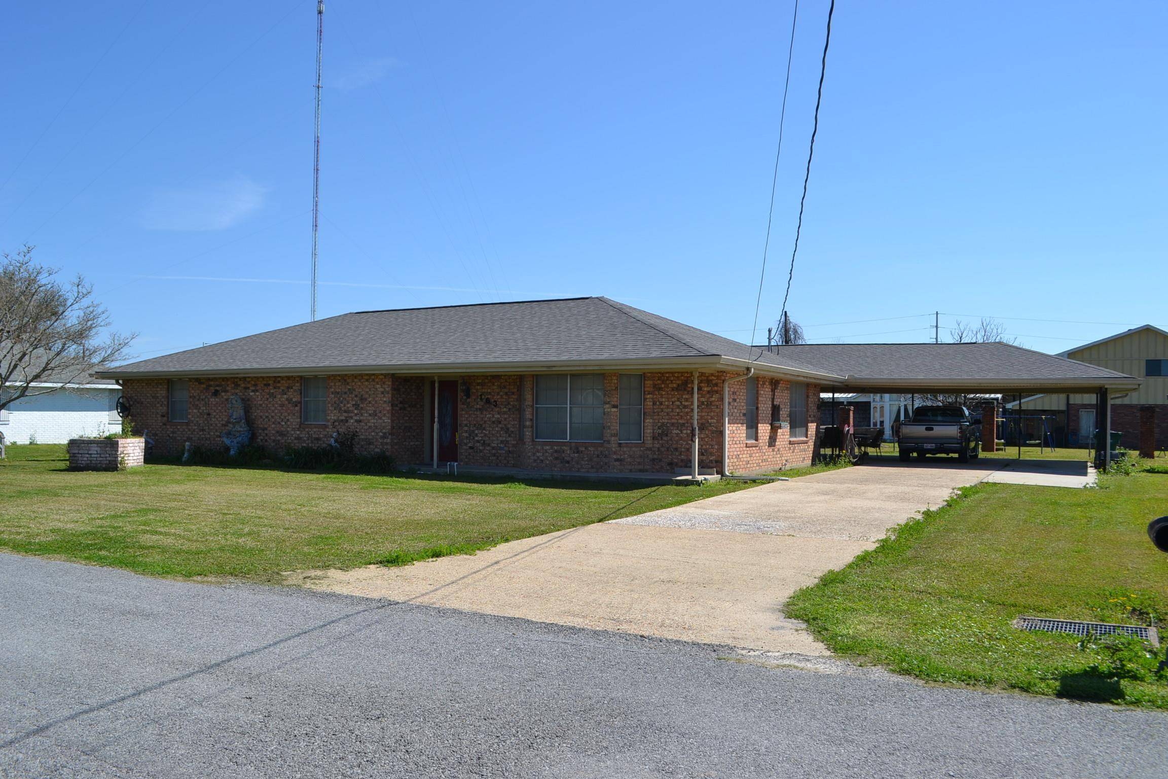 Lockport, LA 70374,163 Comeaux Dr