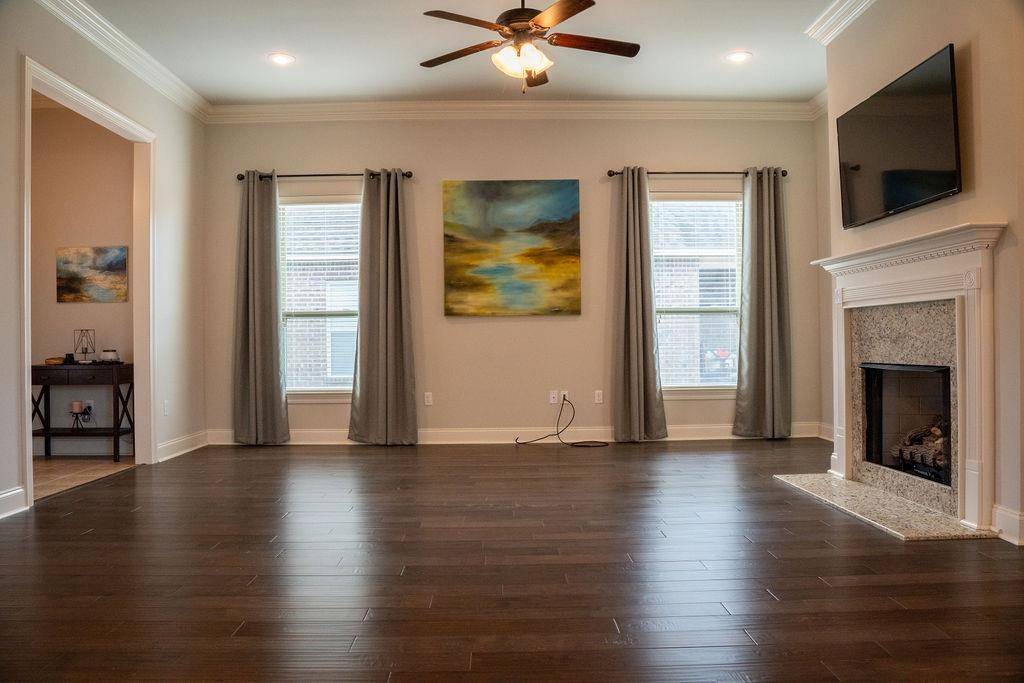 Gray, LA 70359,166 Chestnut Ridge Drive