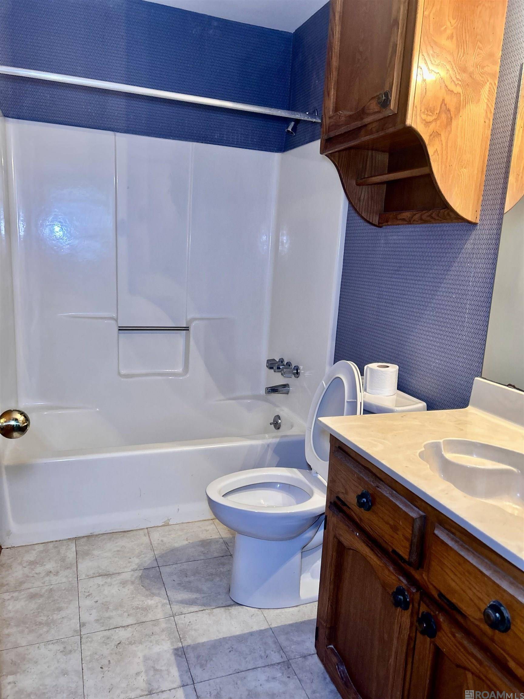 Baton Rouge, LA 70806,160 Ocean Dr ##6B