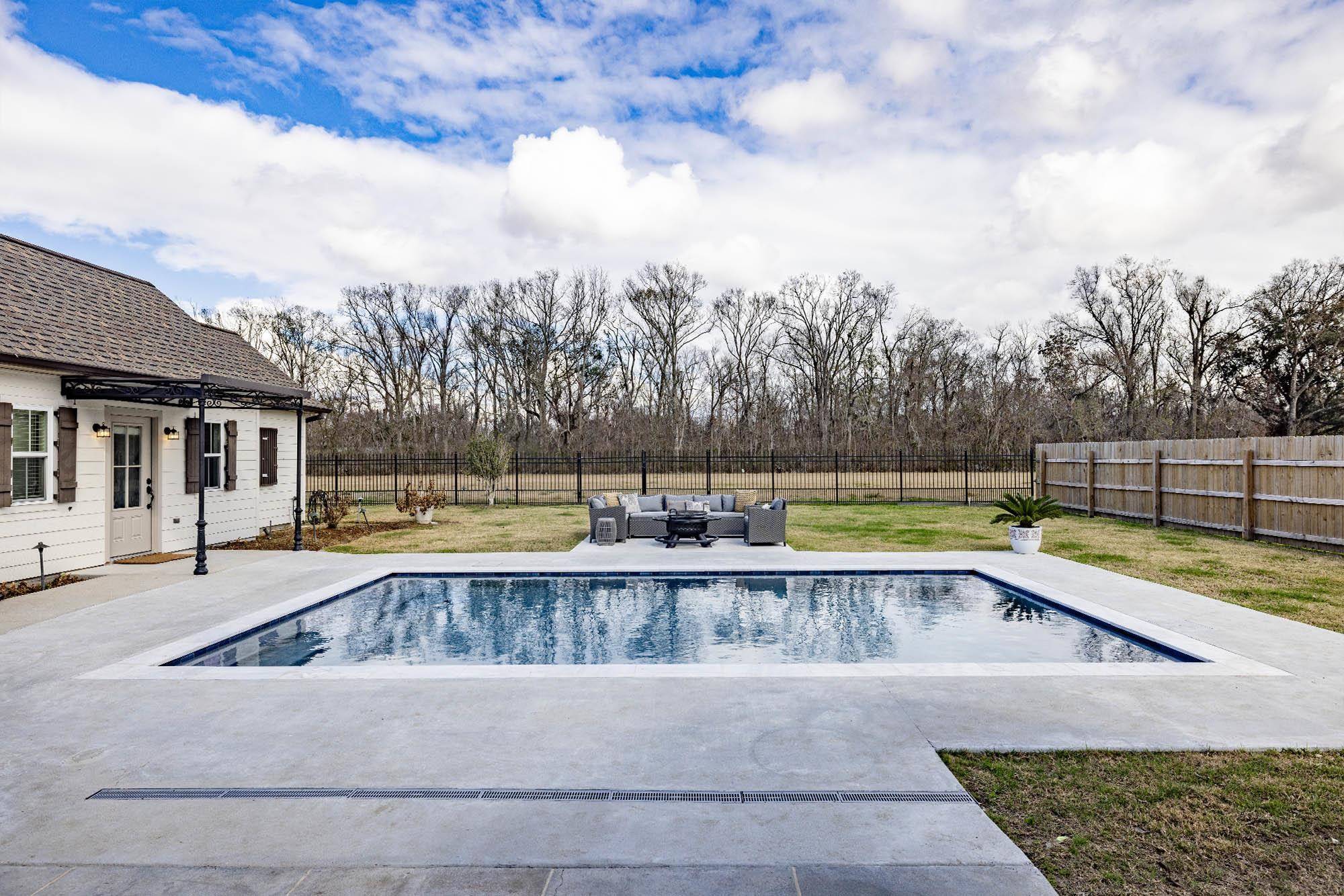 Schriever, LA 70395,2885 Quiet Oak Place