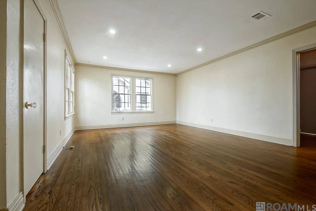 Baton Rouge, LA 70808,1437 St Rose Ave