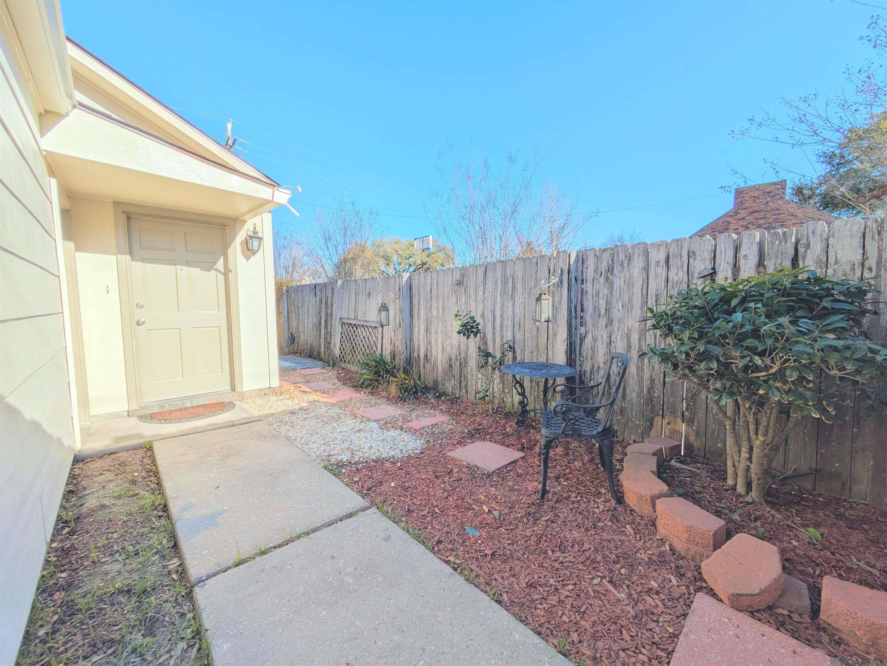 Baton Rouge, LA 70806,167 Croydon Ave
