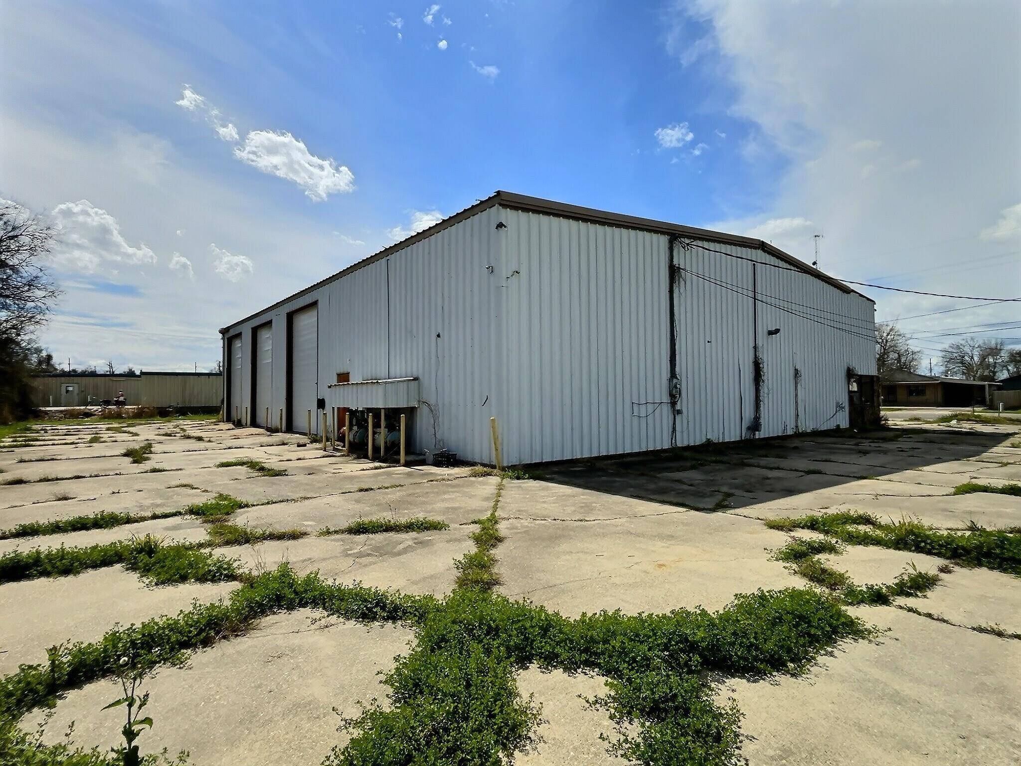 Houma, LA 70363,307 Howard Ave