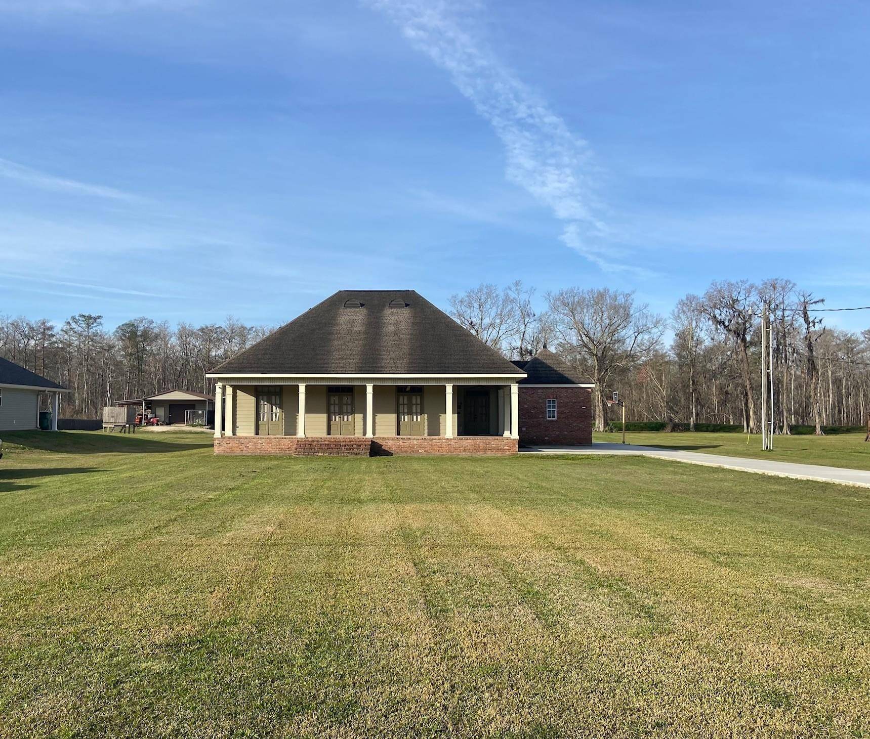 Thibodaux, LA 70301,1014 Choctaw Rd