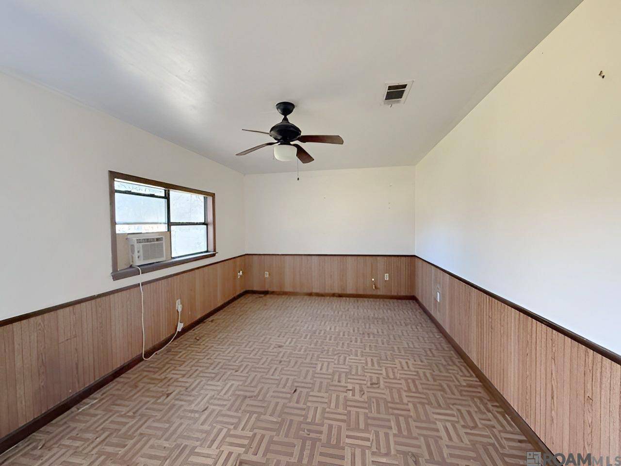 Baton Rouge, LA 70811,12325 N Engleswood Dr