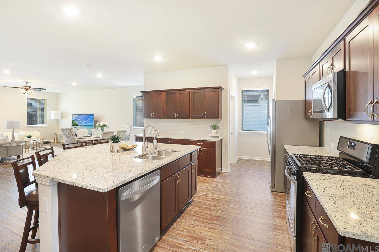 Baton Rouge, LA 70817,13945 Bellacosa Ave