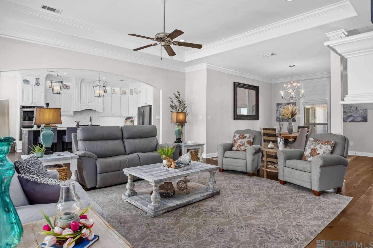 Gonzales, LA 70737,6222 Royal Palms Ct