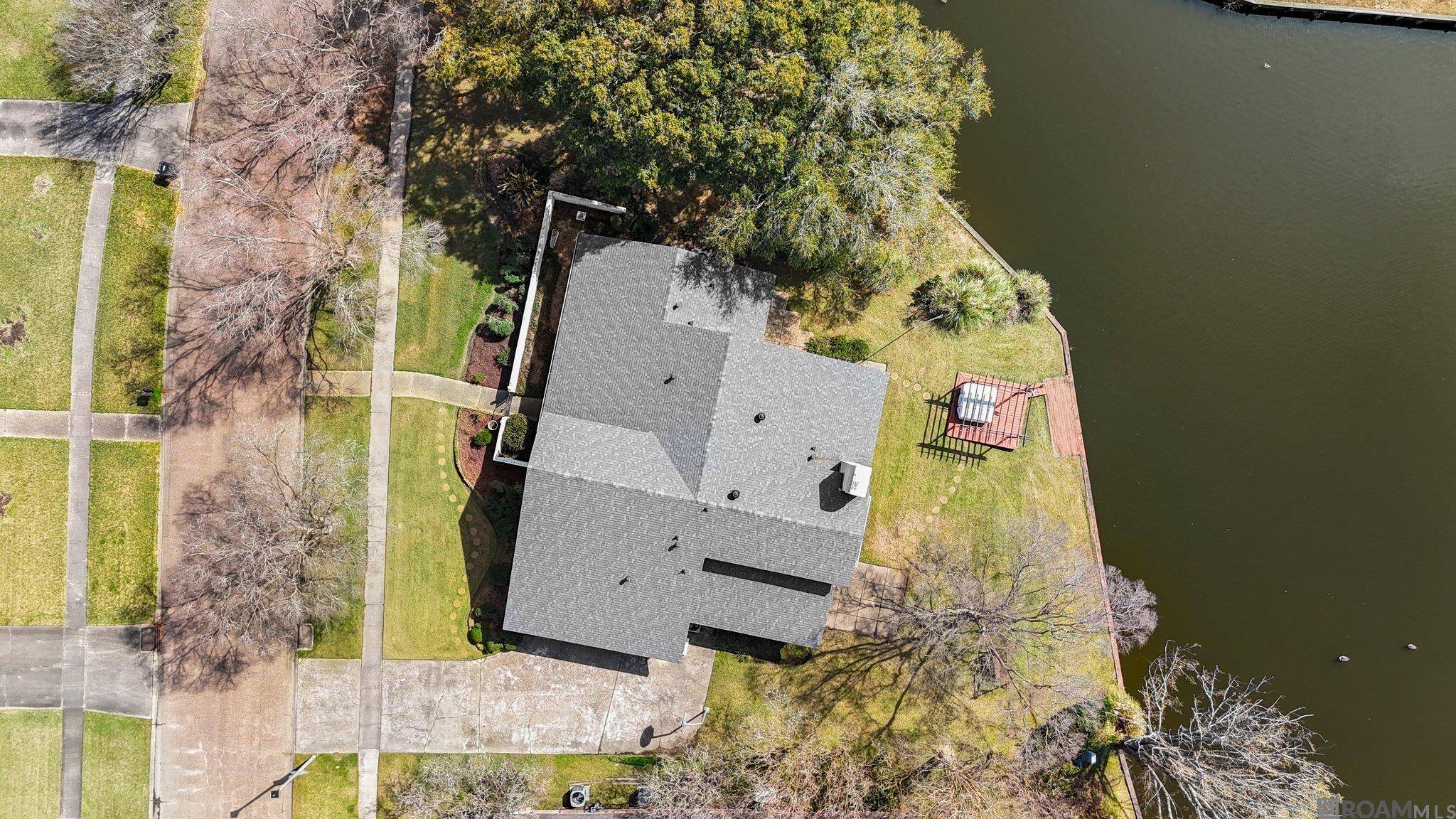 Baton Rouge, LA 70816,12426 N Lake Sherwood Ave