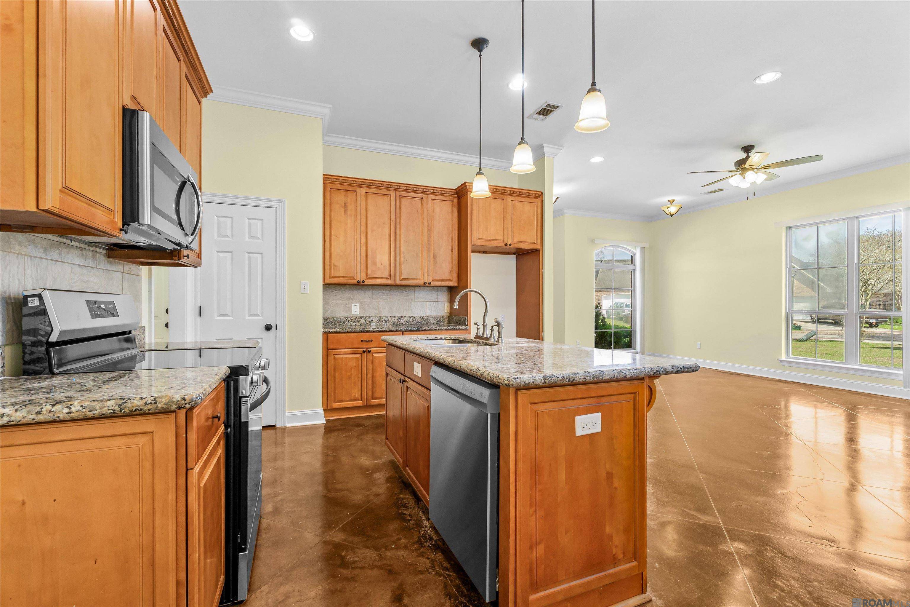 Gonzales, LA 70737,6439 Patio Ct