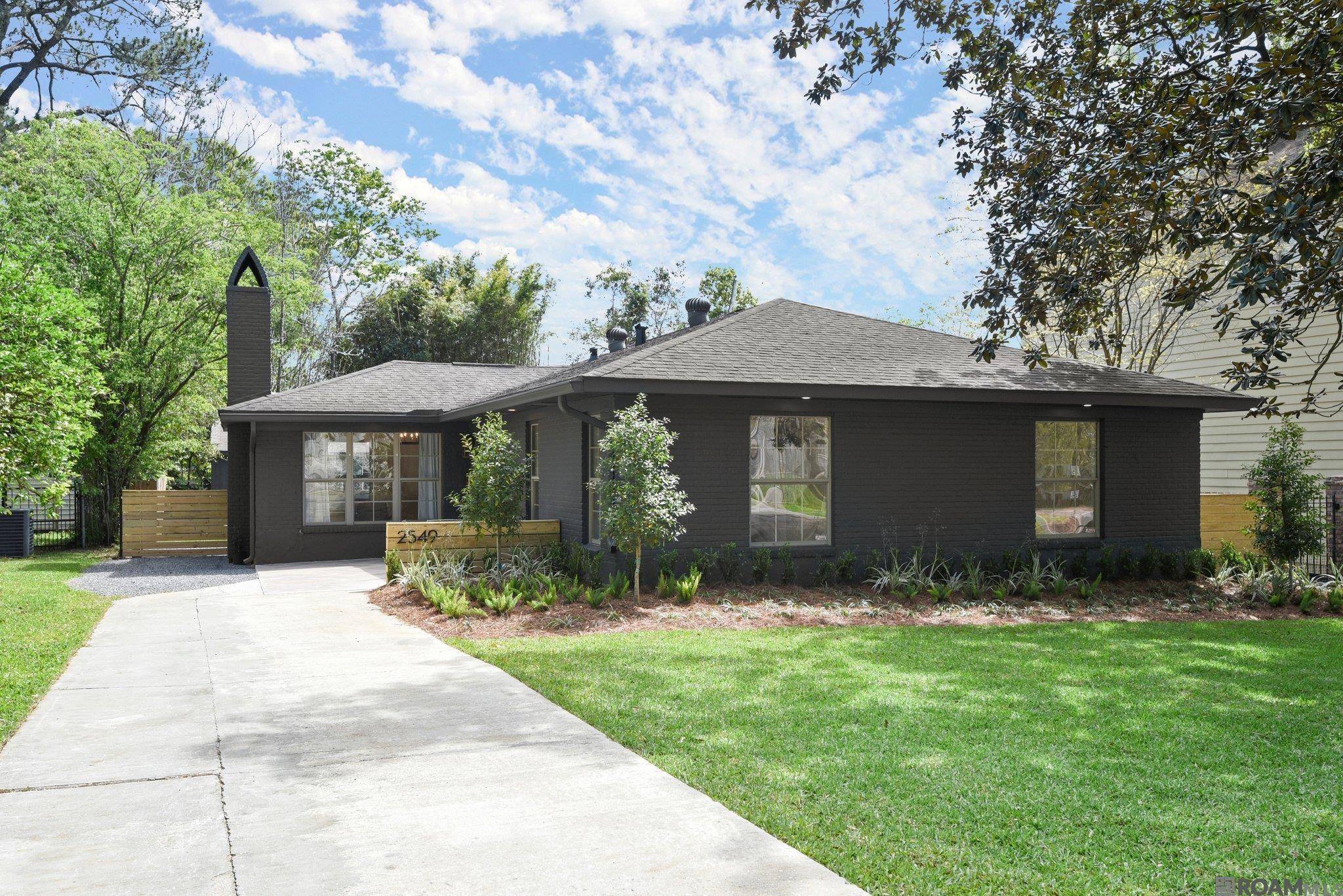 Baton Rouge, LA 70808,2549 Hillsdale Dr