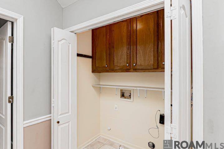 Baton Rouge, LA 70817,18660 Cherry Oak Dr
