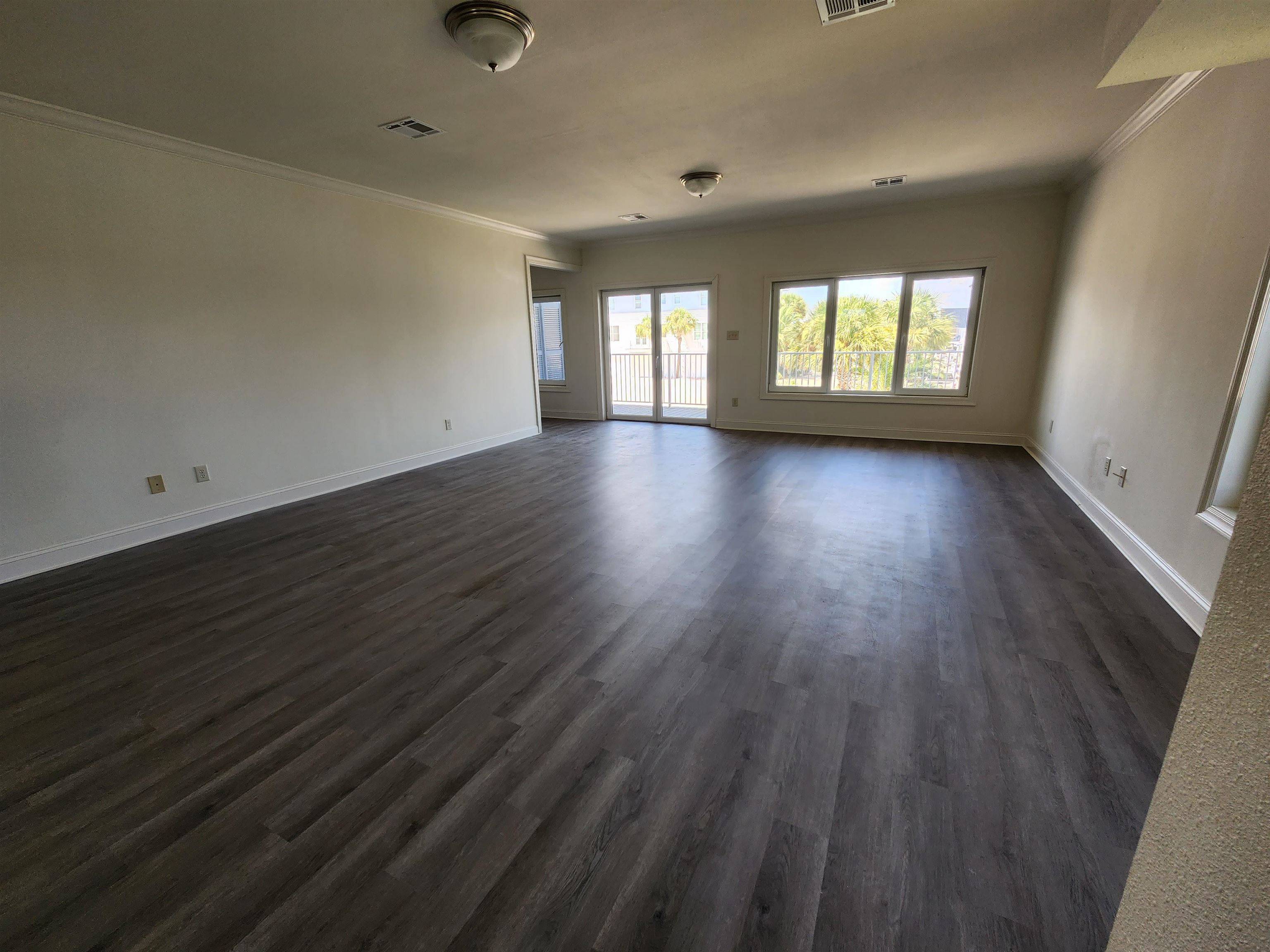Grand Isle, LA 70358,411 Admiral Craik Dr ##7