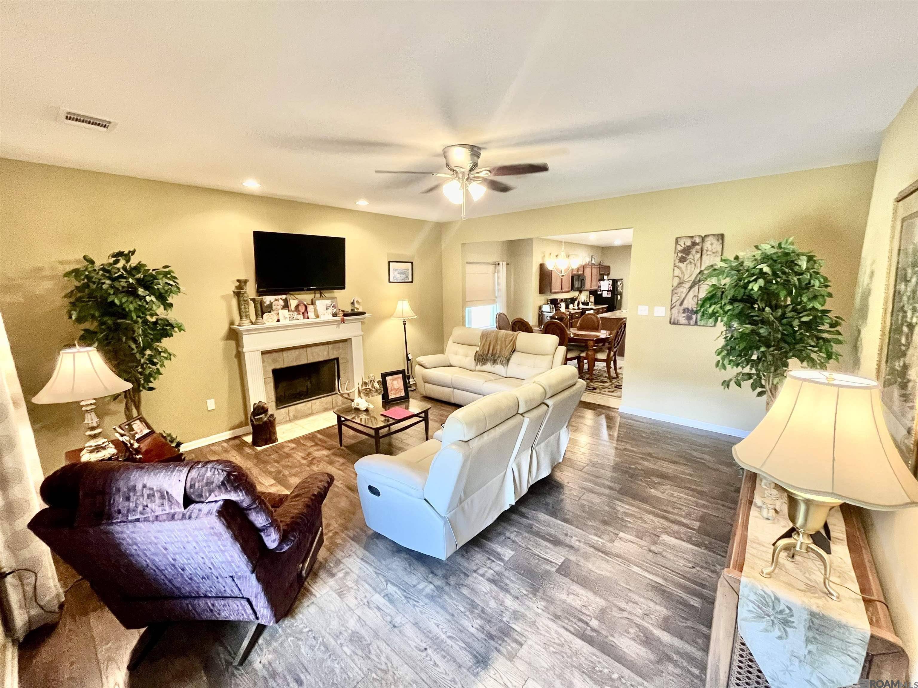 Walker, LA 70785,13567 Arnold Rd