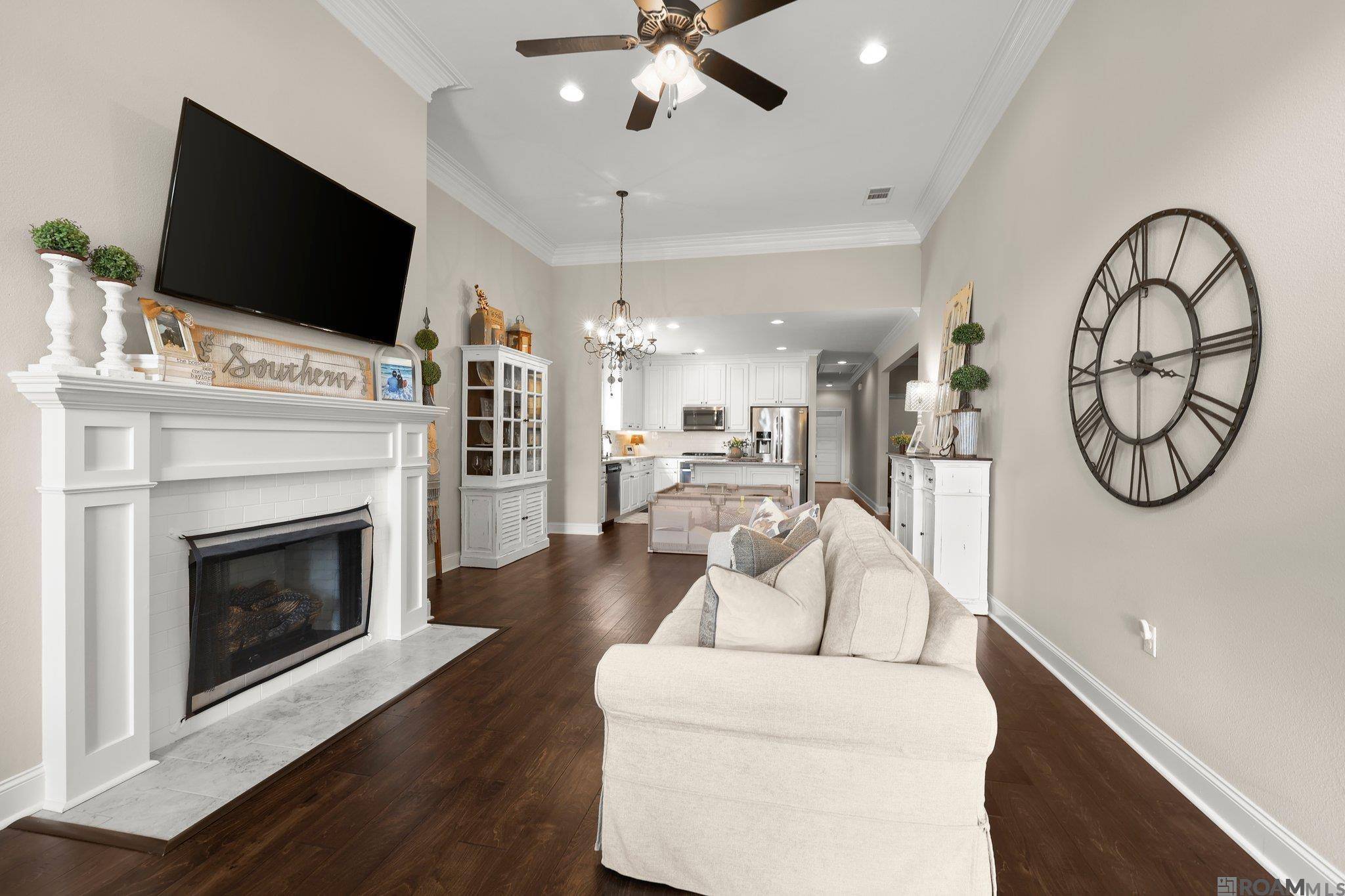 Baton Rouge, LA 70810,2637 Cresthaven Ave