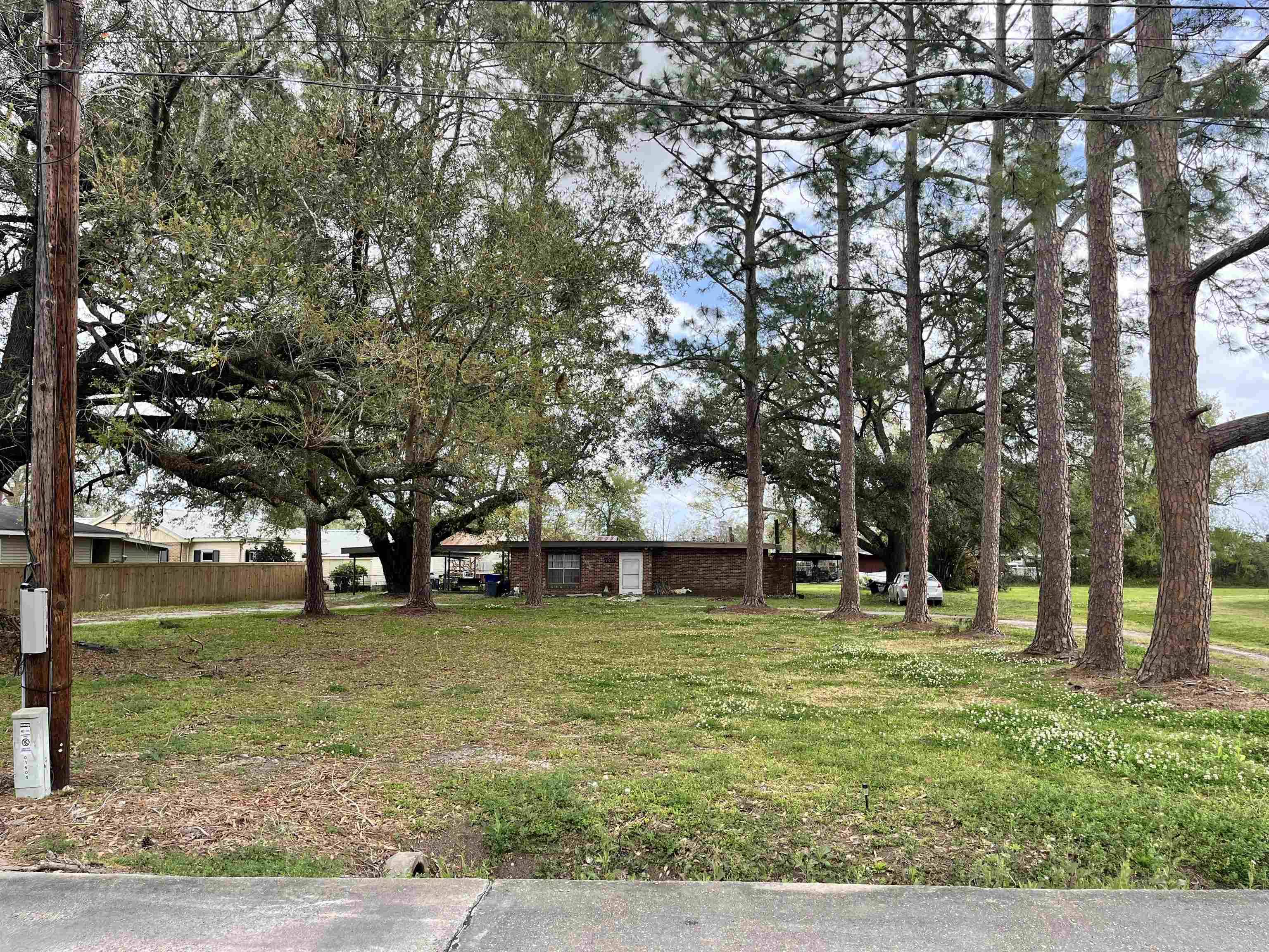 Thibodaux, LA 70301,1511 Oakley Dr