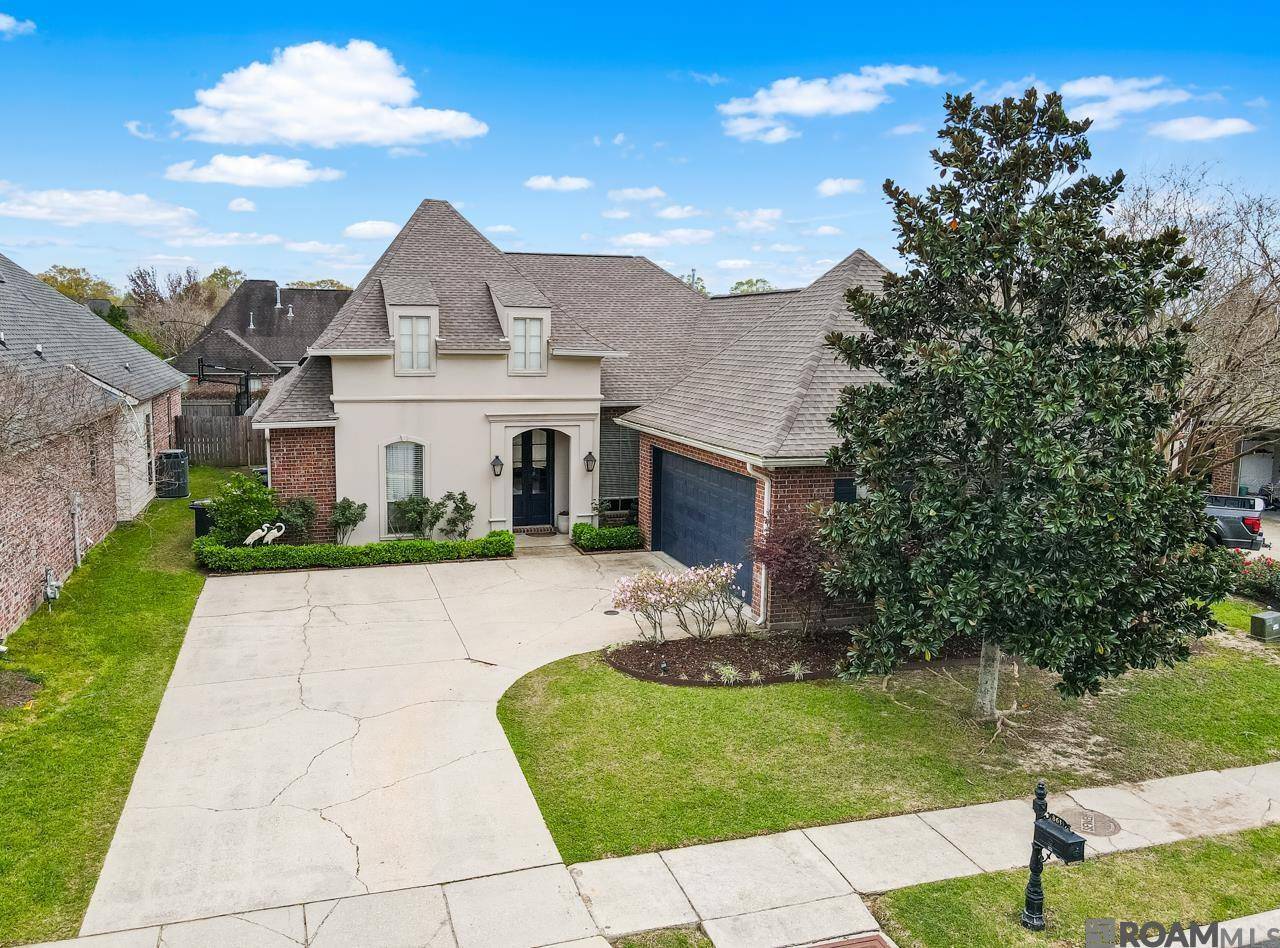 Baton Rouge, LA 70809,8631 Foxfield Dr